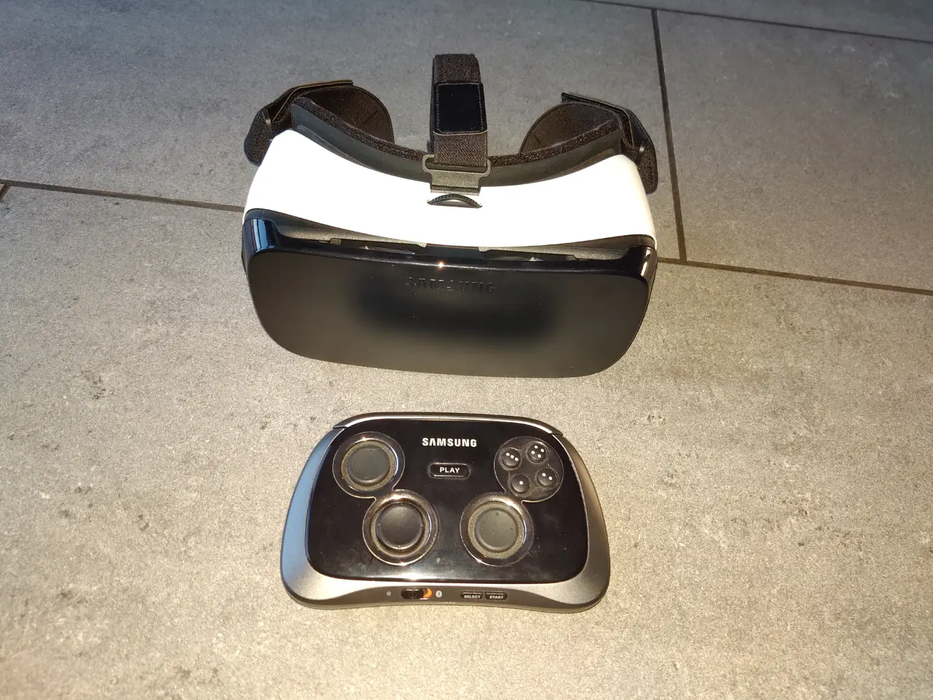 Samsung Vr briller og kontroller