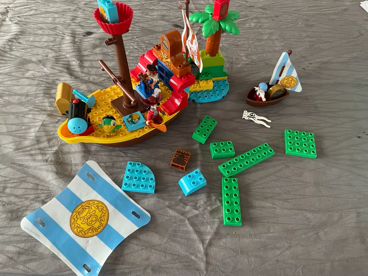 LEGO Kaptajn Jake duplo