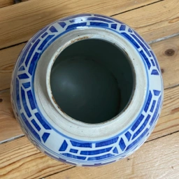 Ukendt Stor krukke eller vase