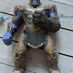 Marvel Thanos stor actionfigur