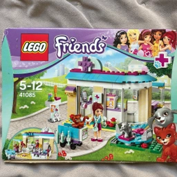 LEGO Friends 41085 og 41086 Dyreklinik med ambulance