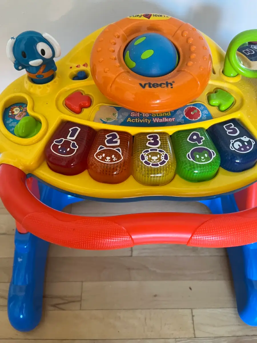 Vtech Aktivitets gåvogn