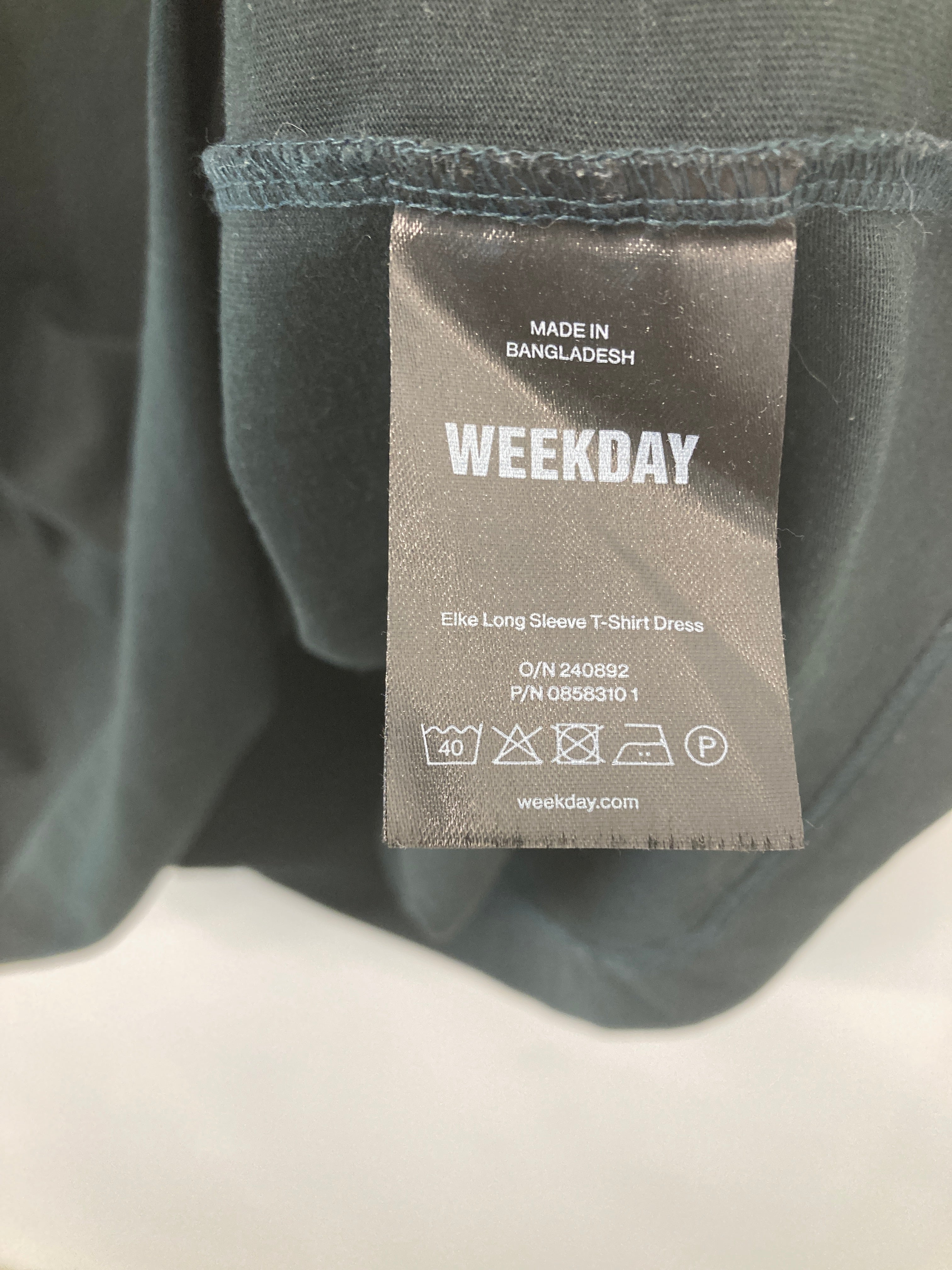 Weekday T-shirt Kjole