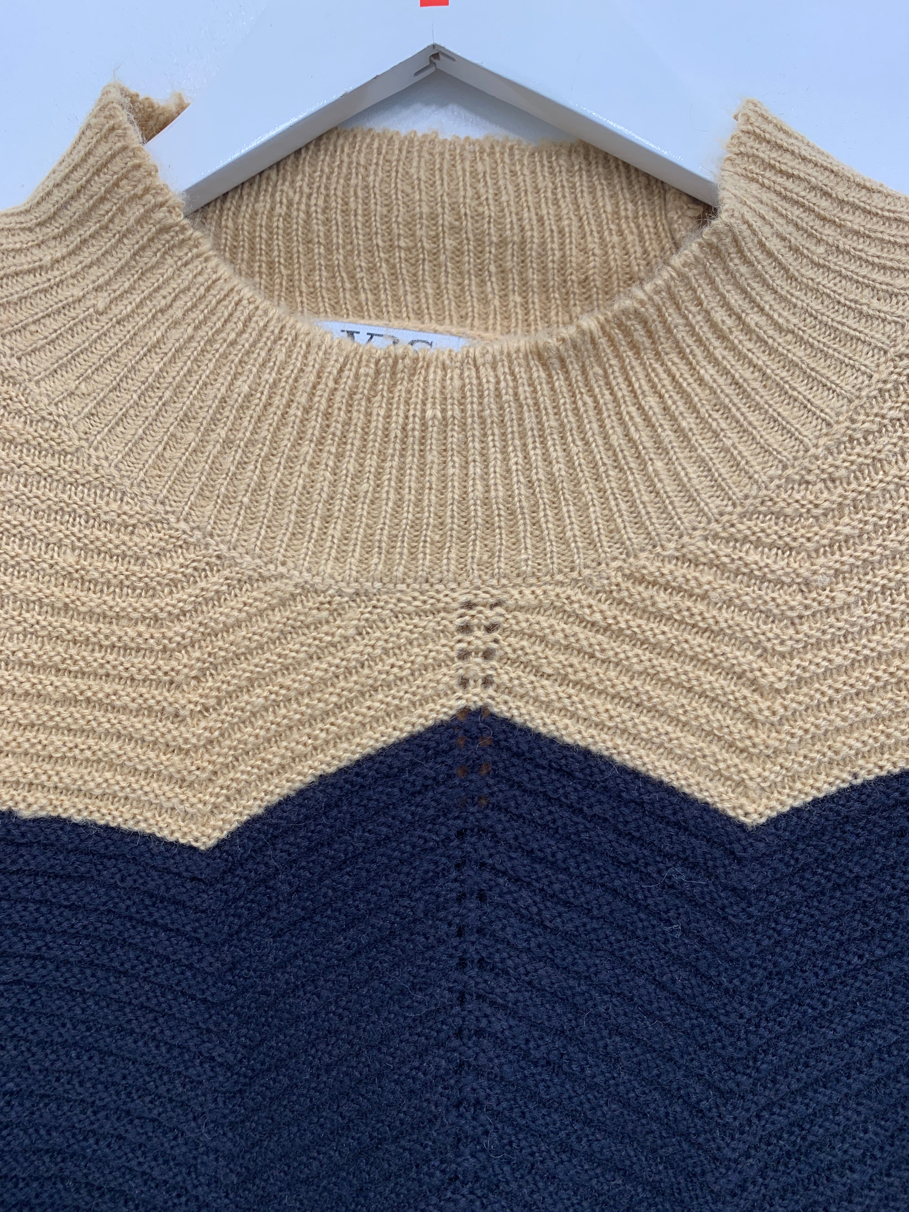 VRS Sweater