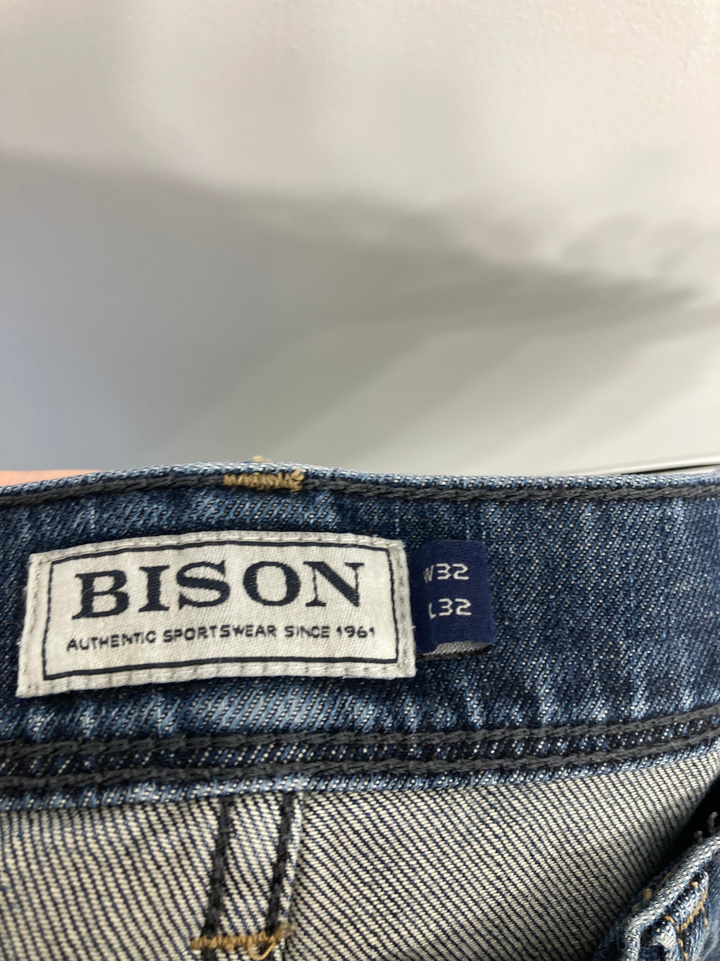 Bison Jeans