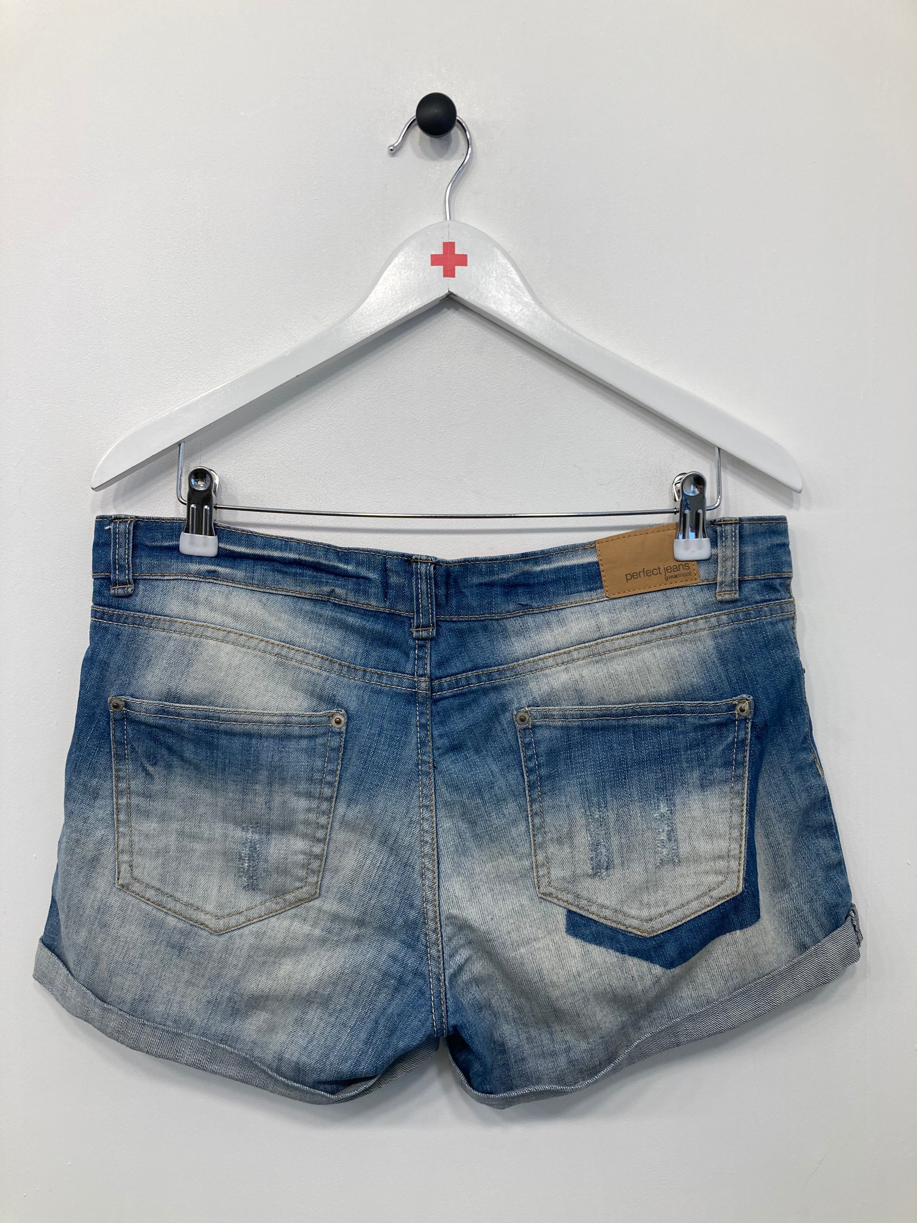 Gina Tricot Shorts