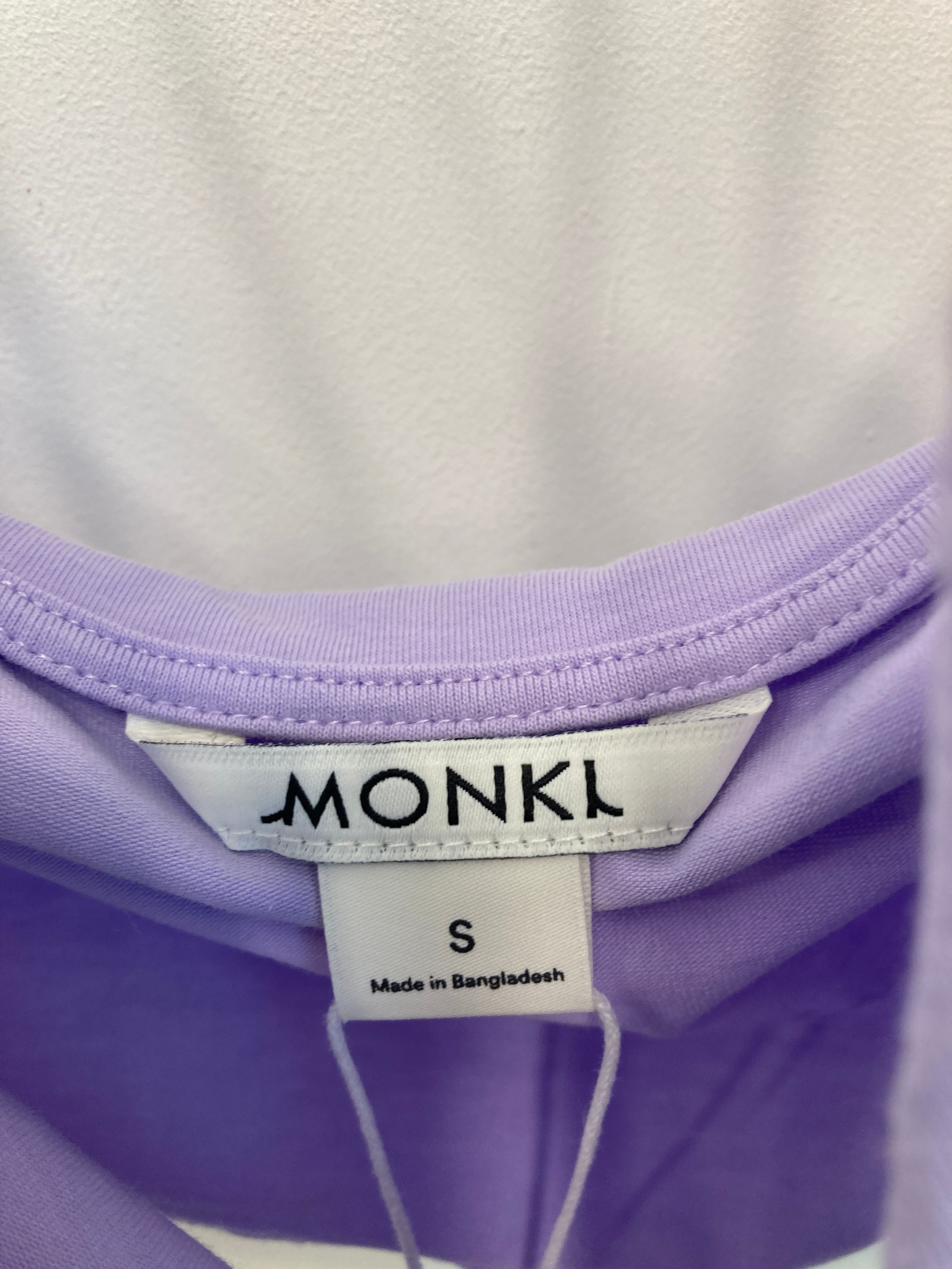 Monki Top