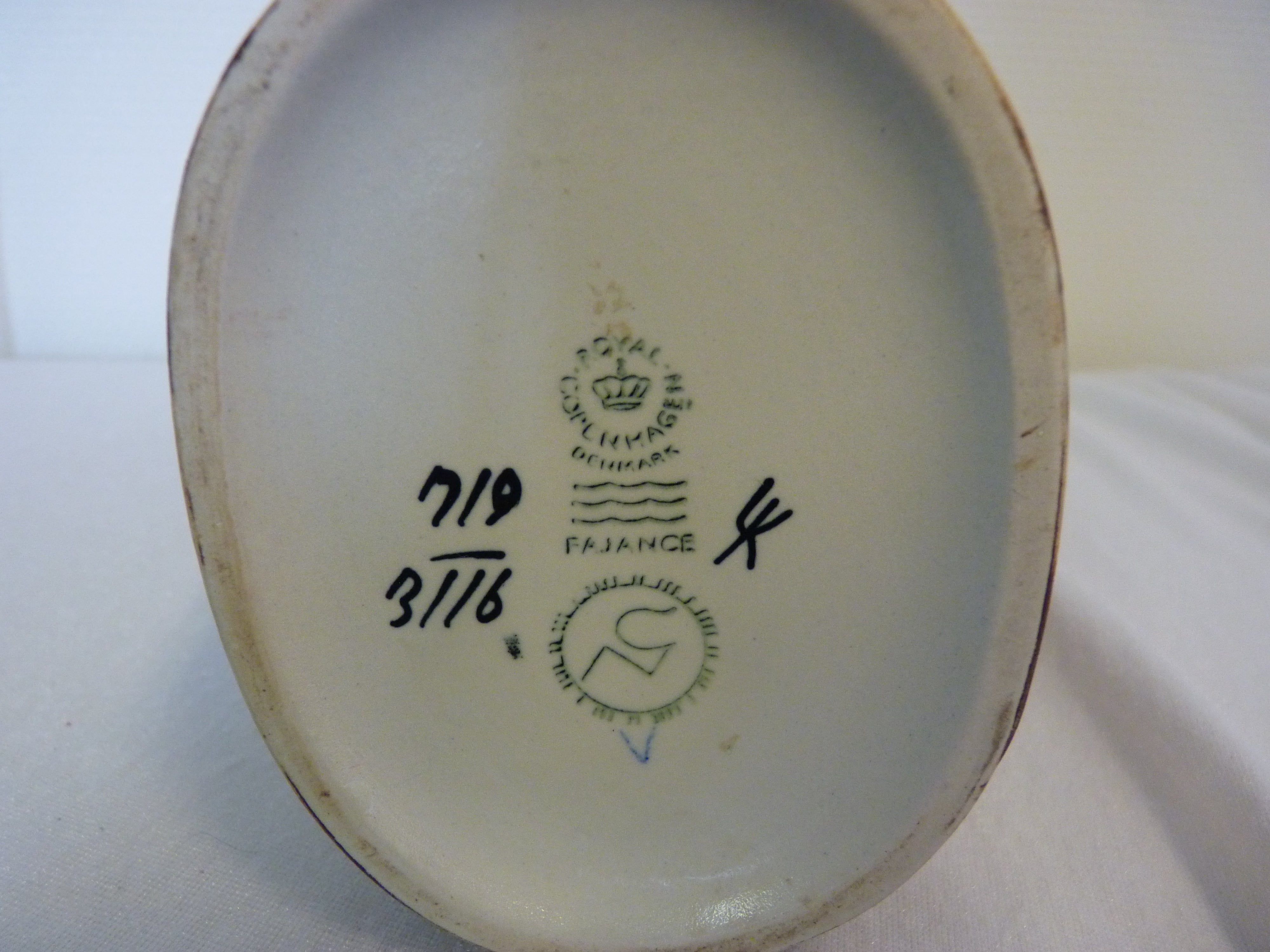 Royal Copenhagen Baca Fajance oval vase