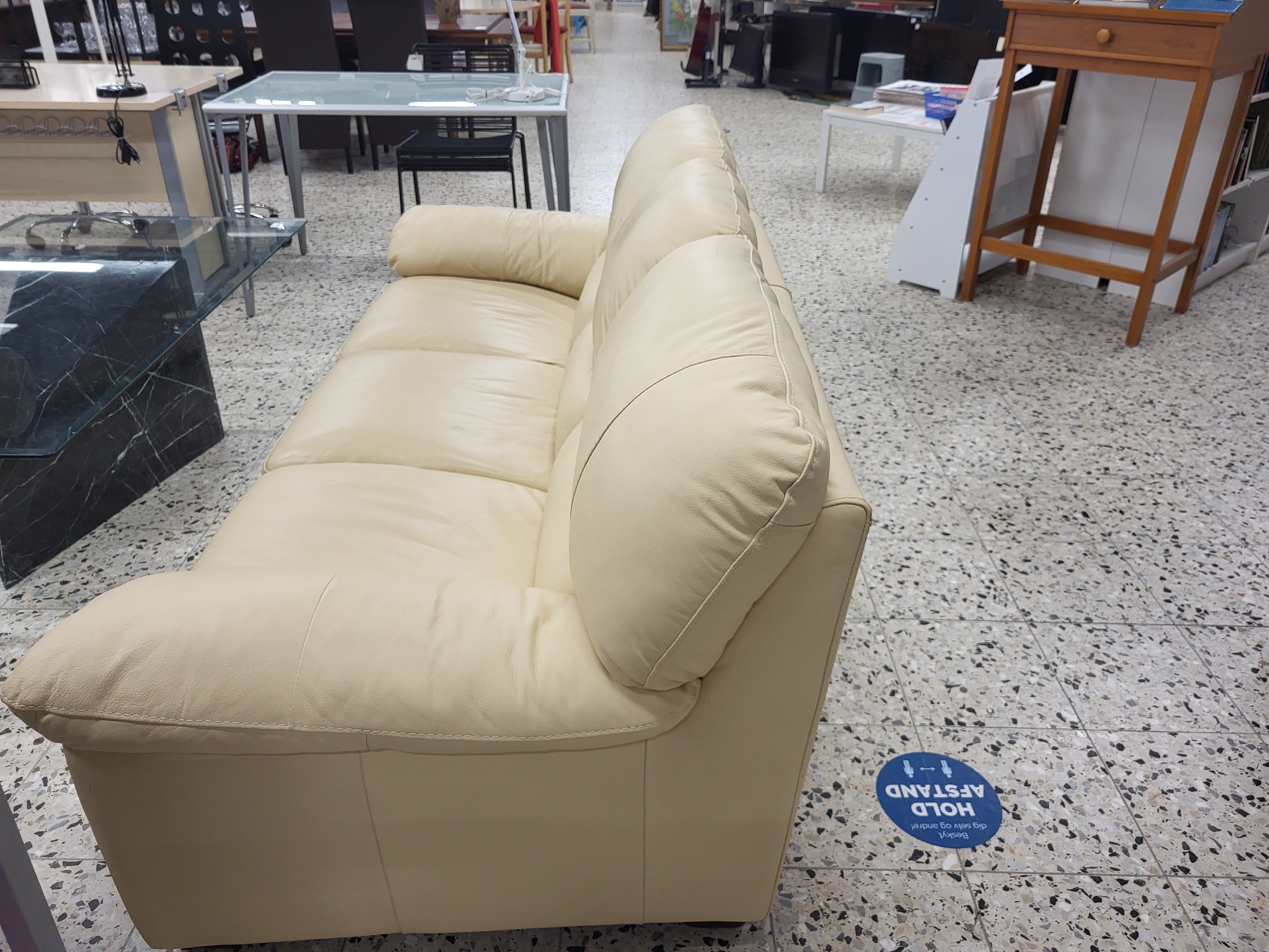 Violino beige skindsofa 3 personer