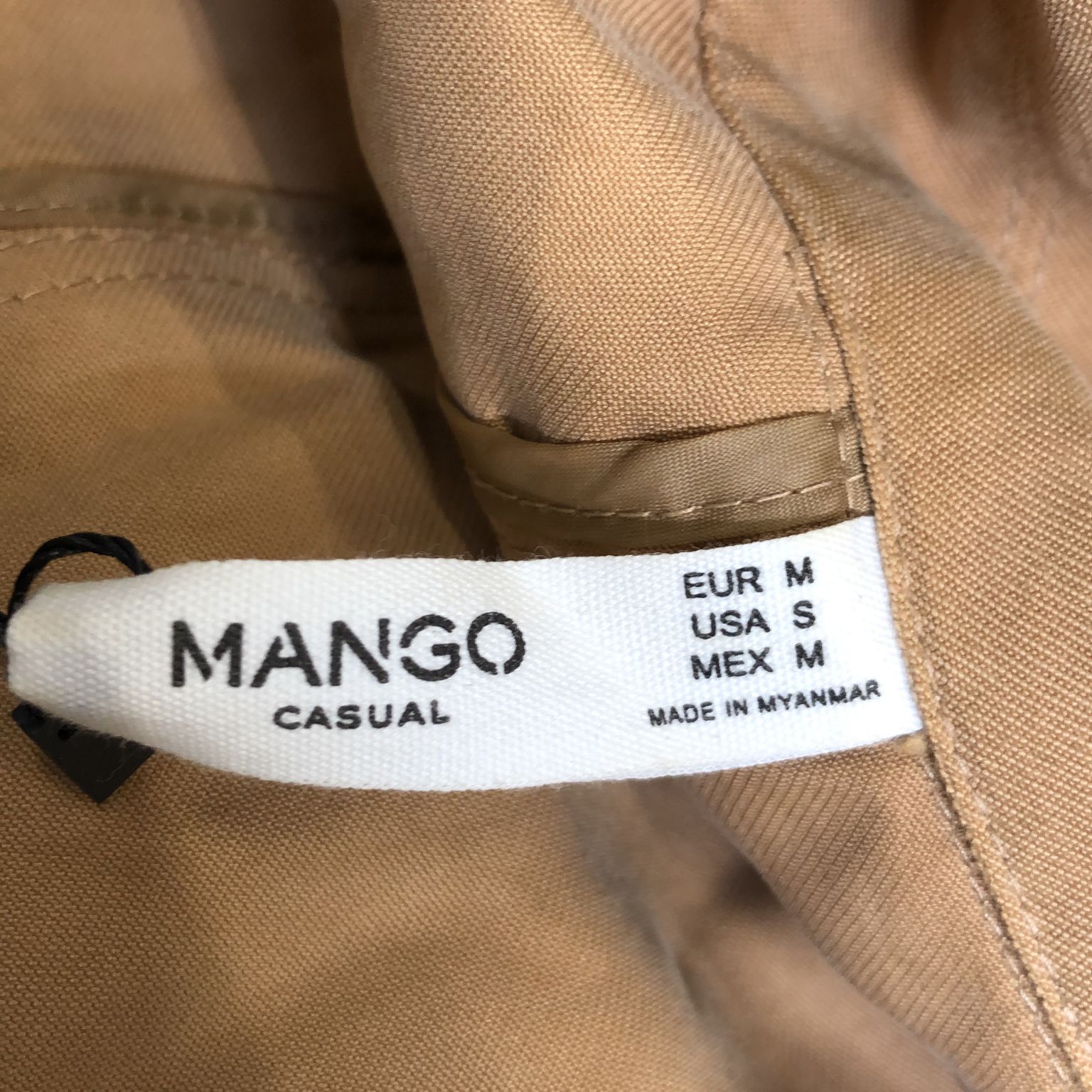 Mango Casual