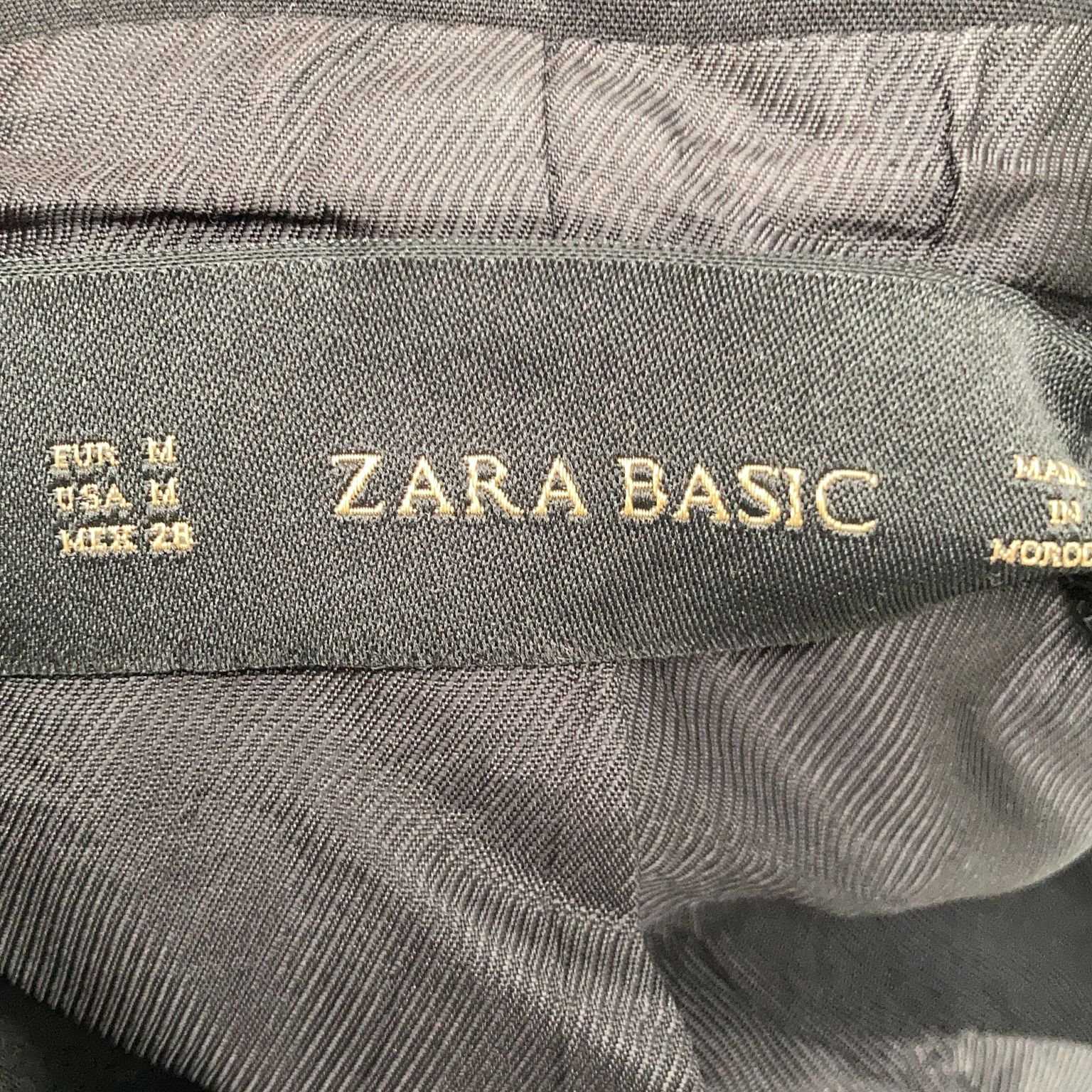 Zara Basic