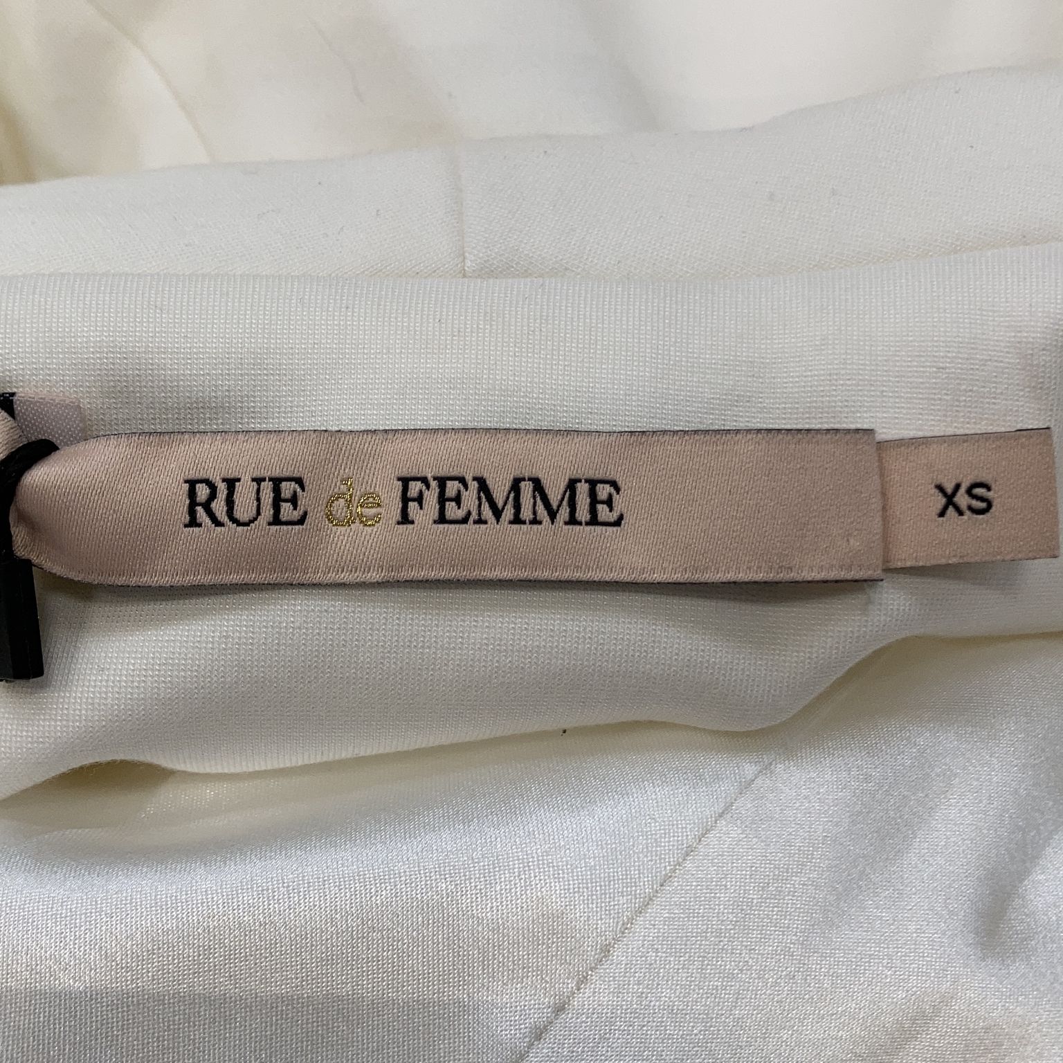 Rue de Femme