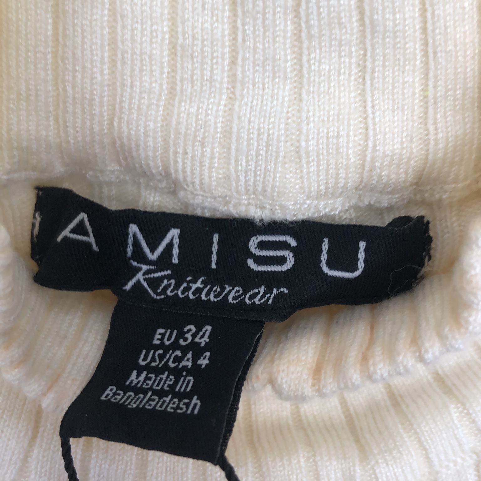 Amisu Knitwear