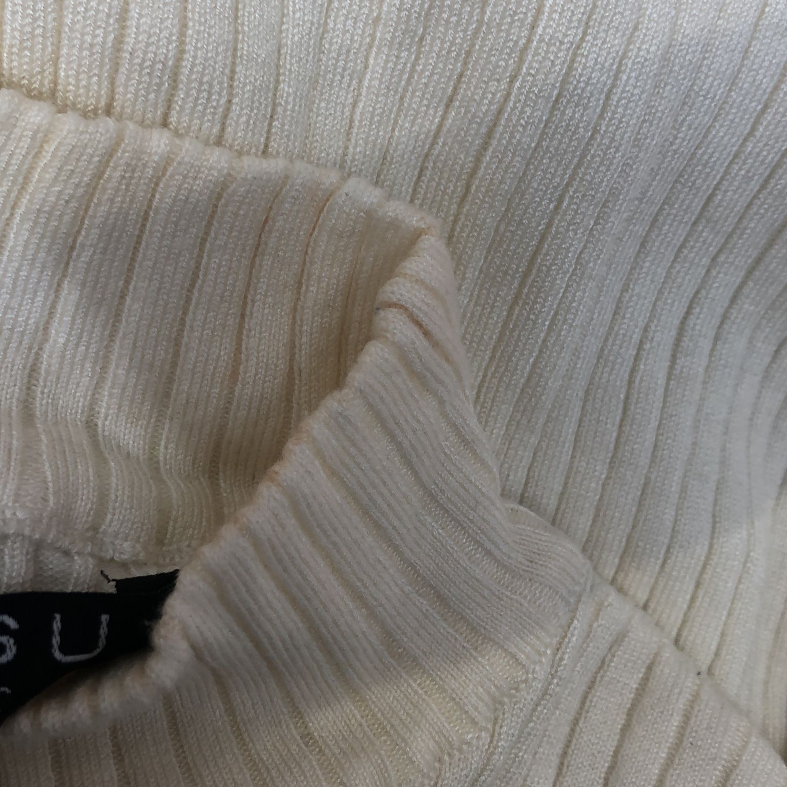 Amisu Knitwear