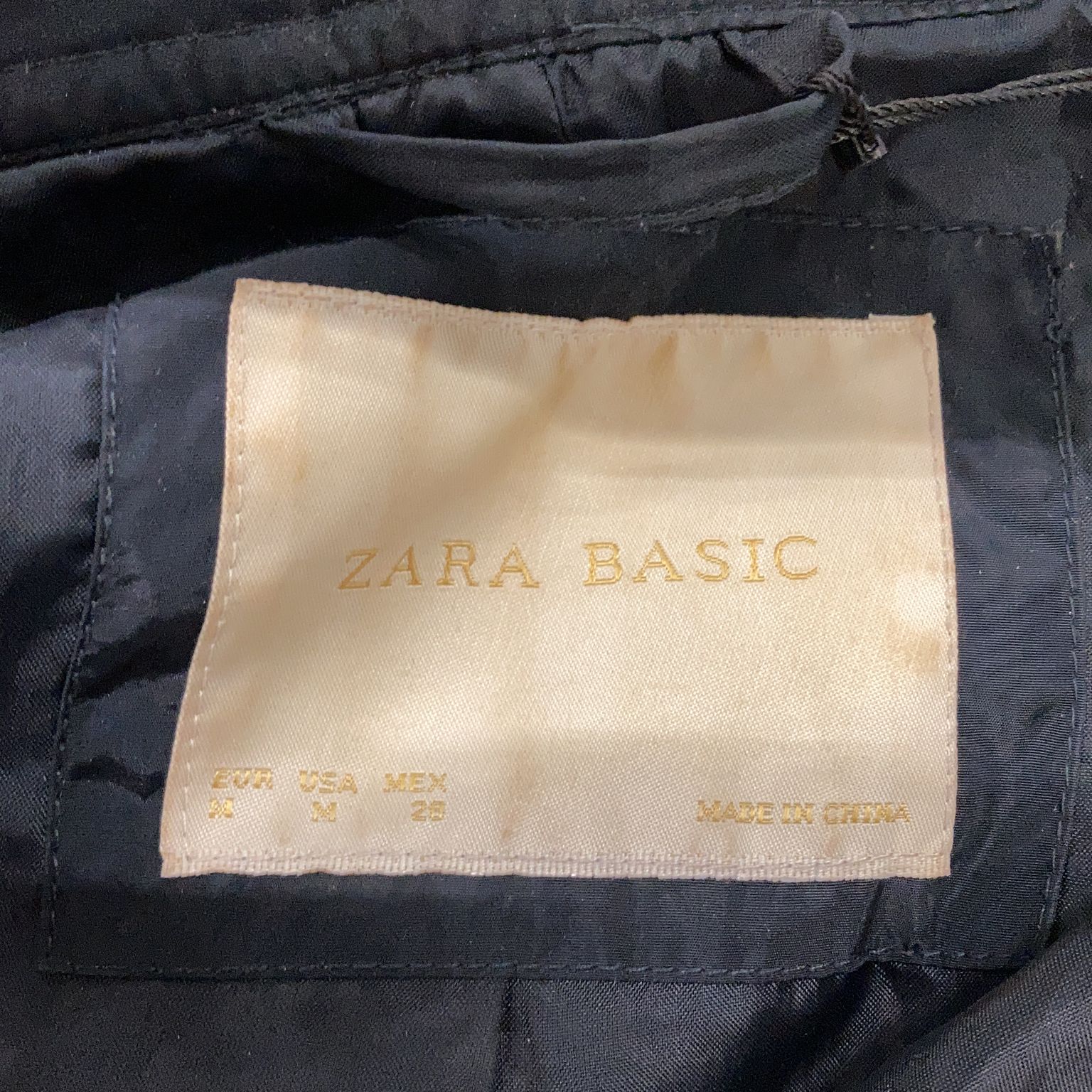 Zara Basic