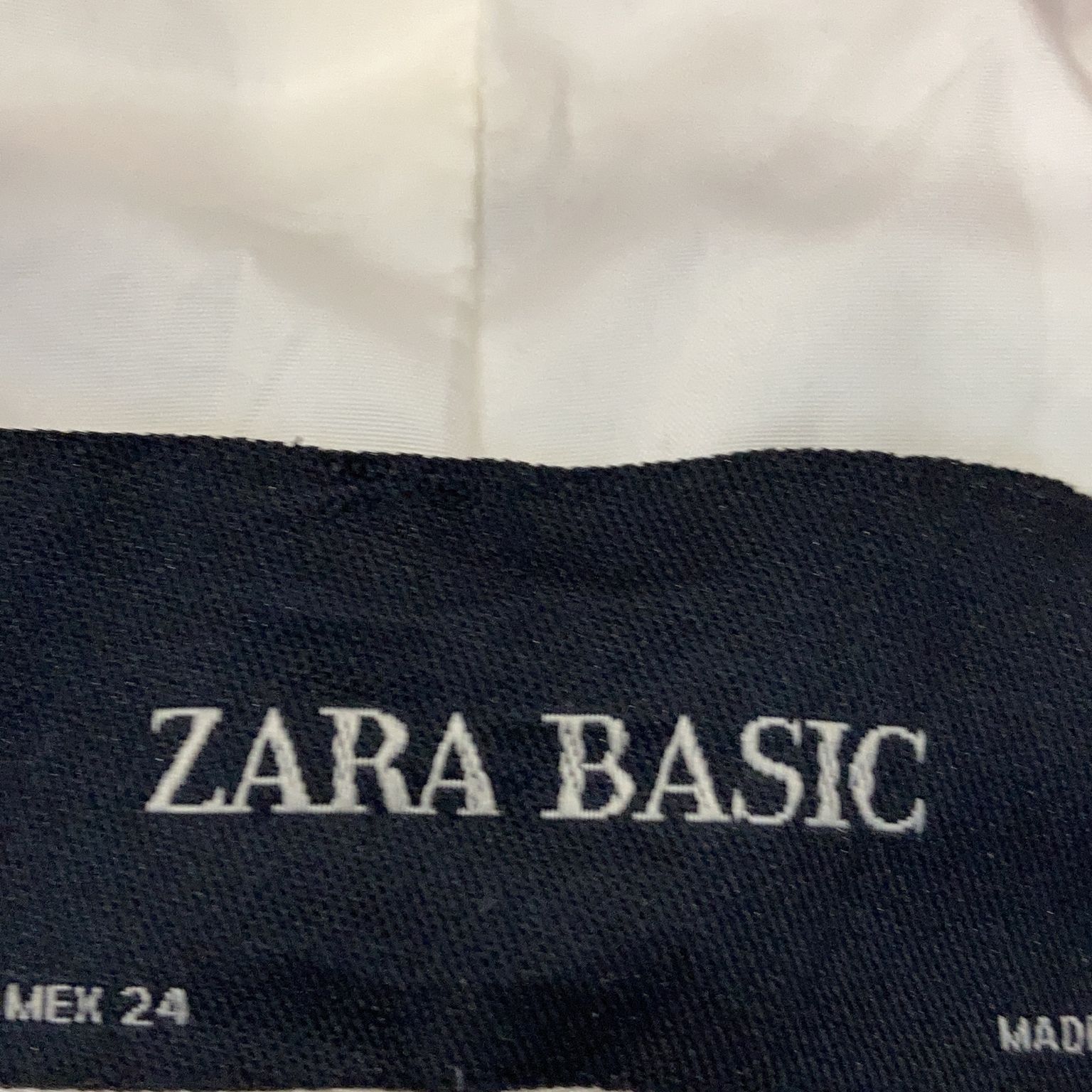 Zara Basic