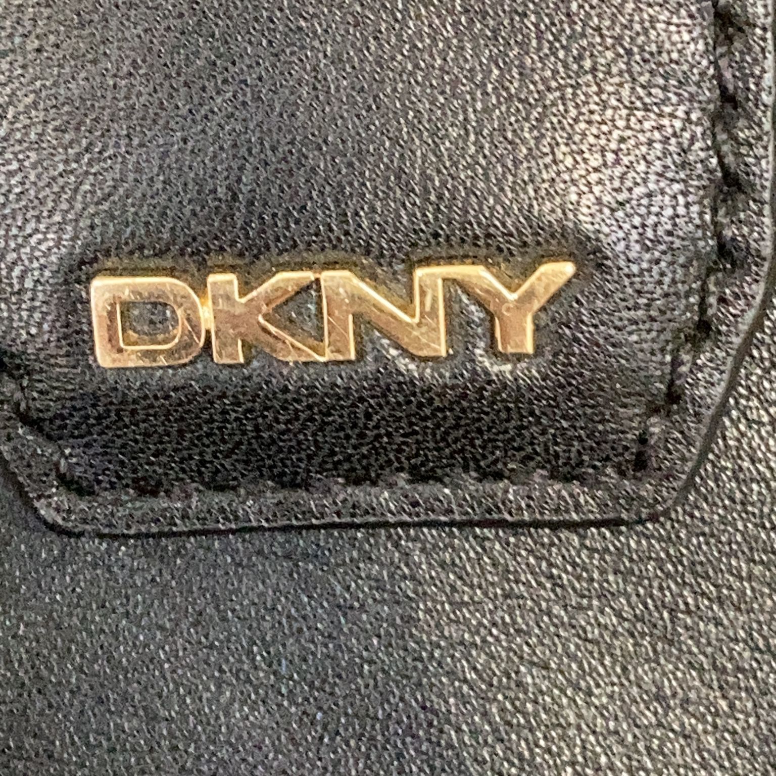 DKNY