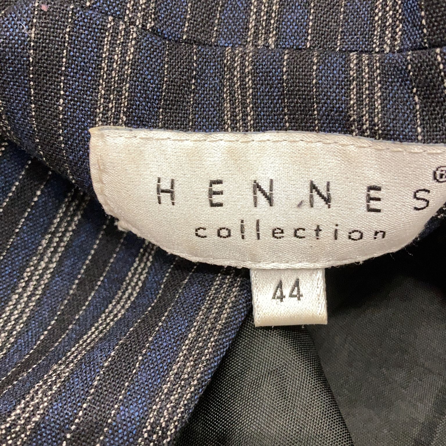 Hennes Collection