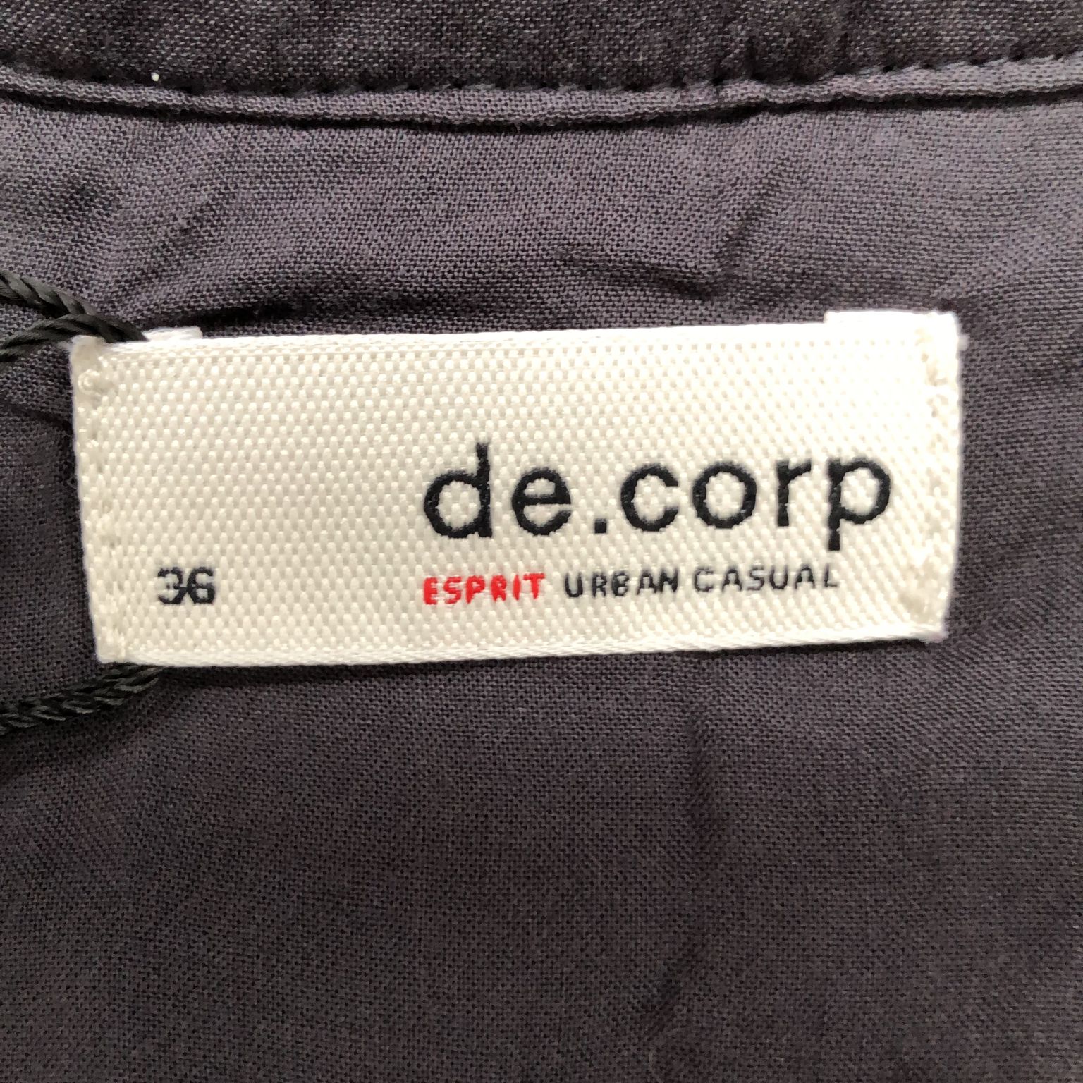 De. Corp