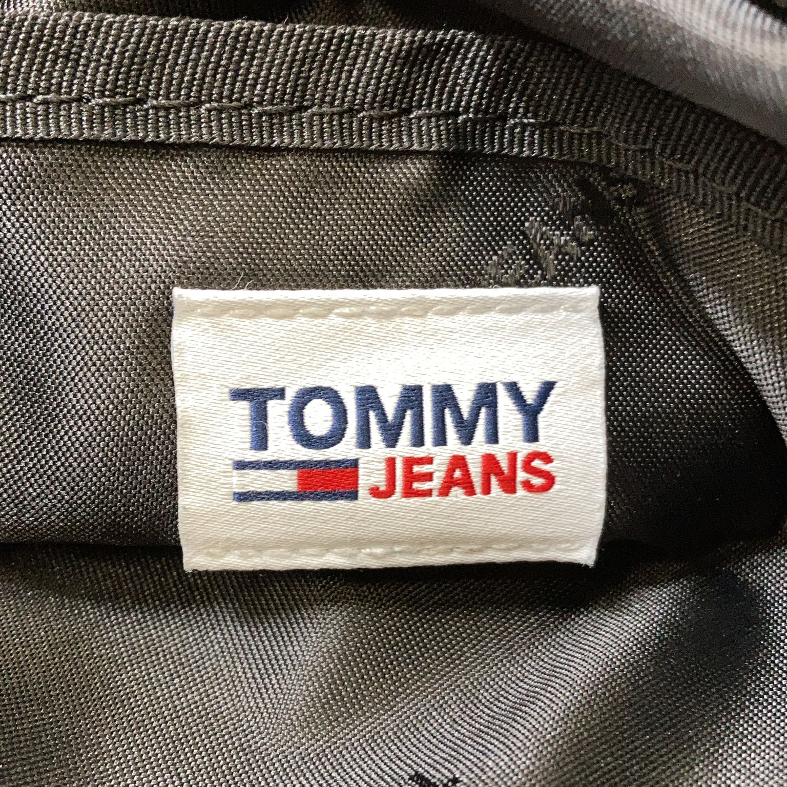 Tommy Hilfiger