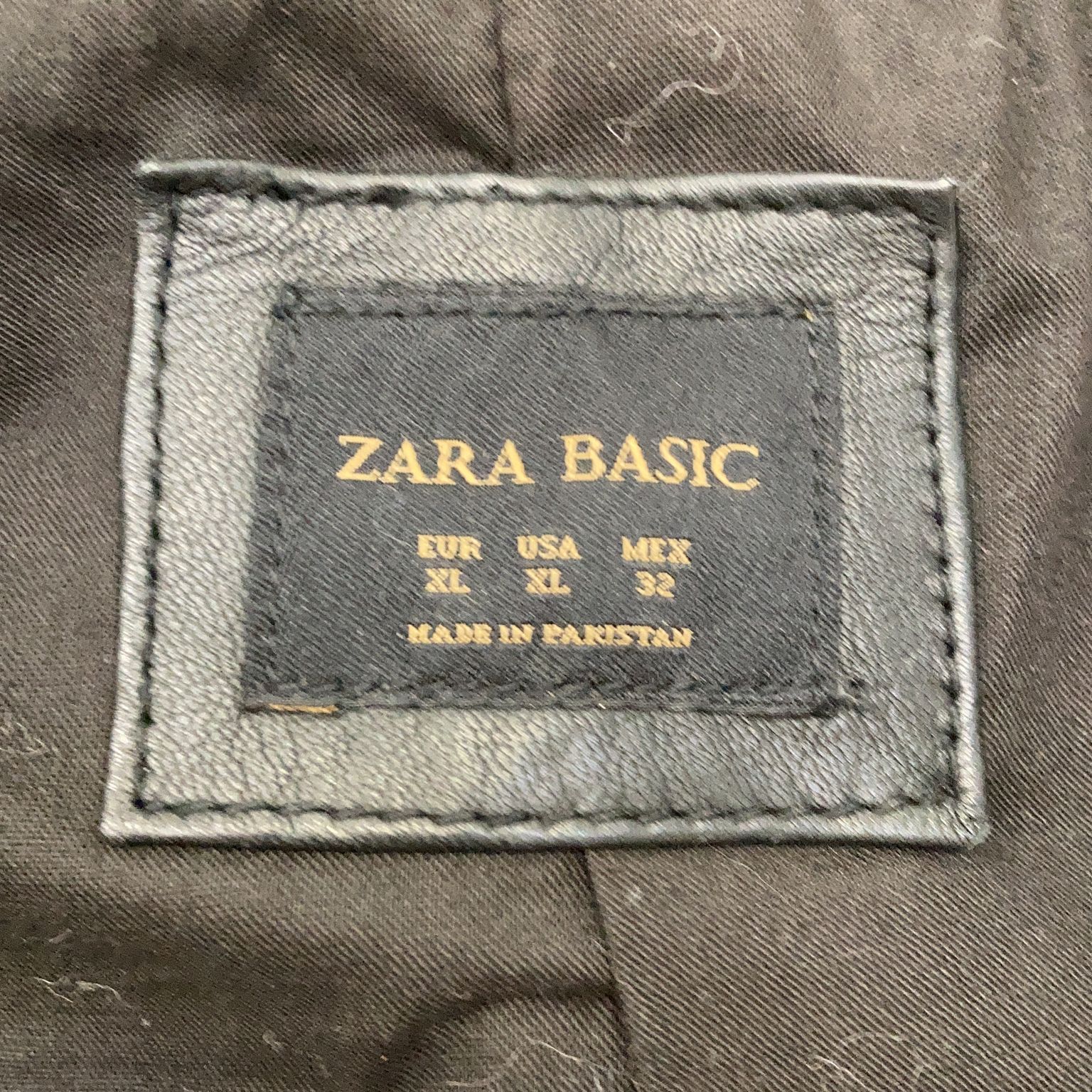 Zara Basic