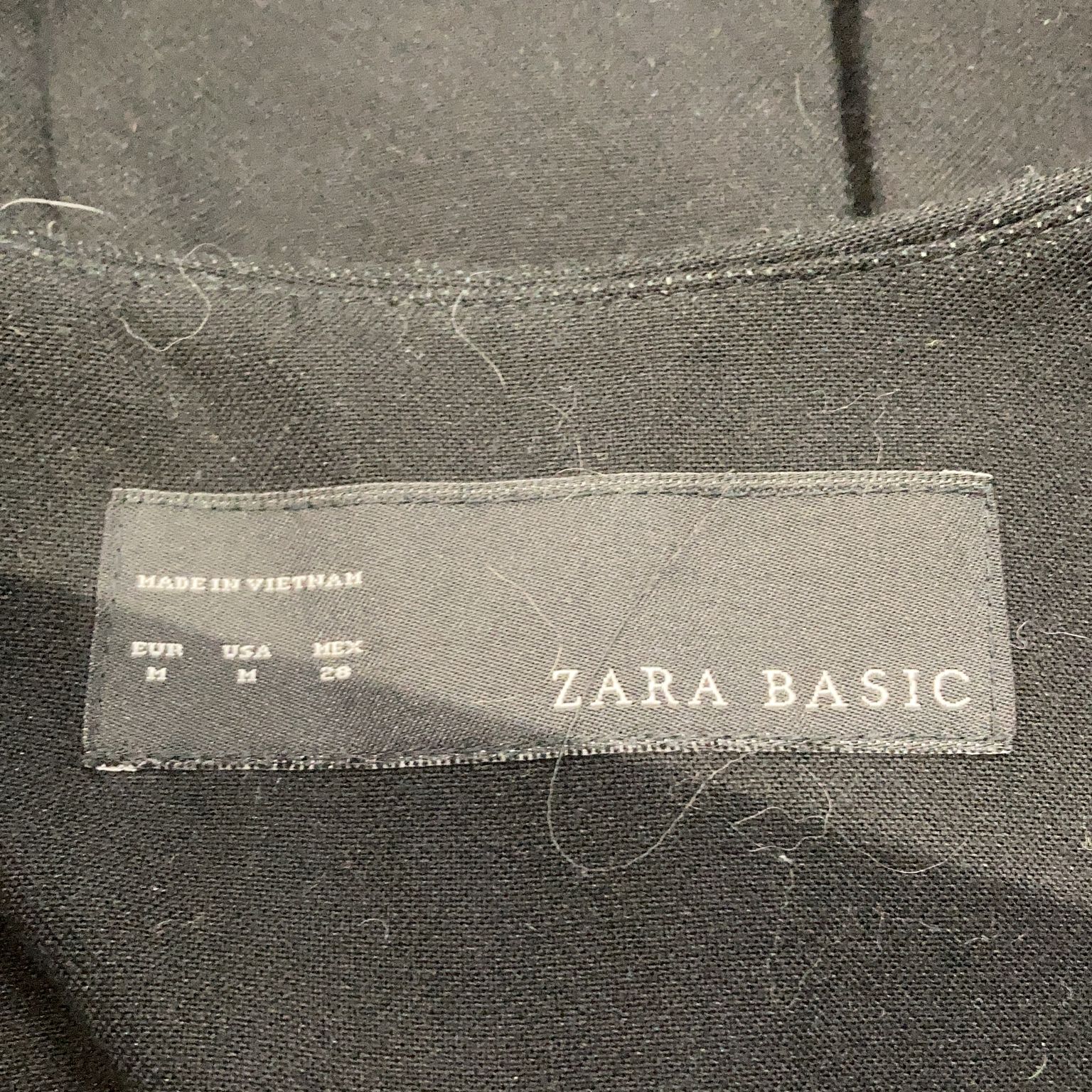 Zara Basic