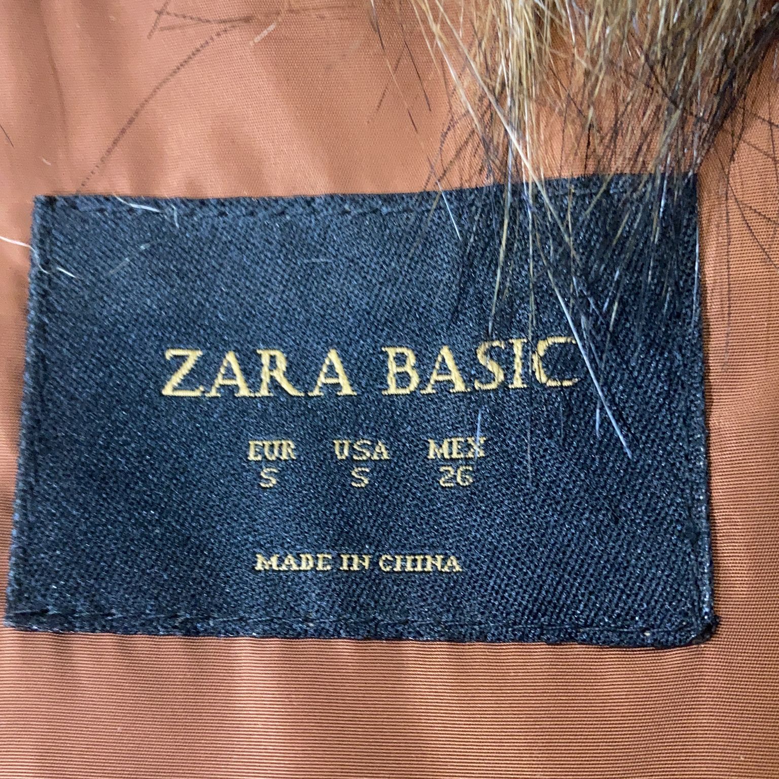 Zara Basic