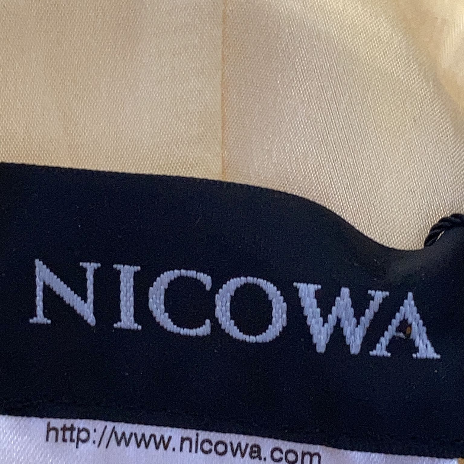 Nicowa