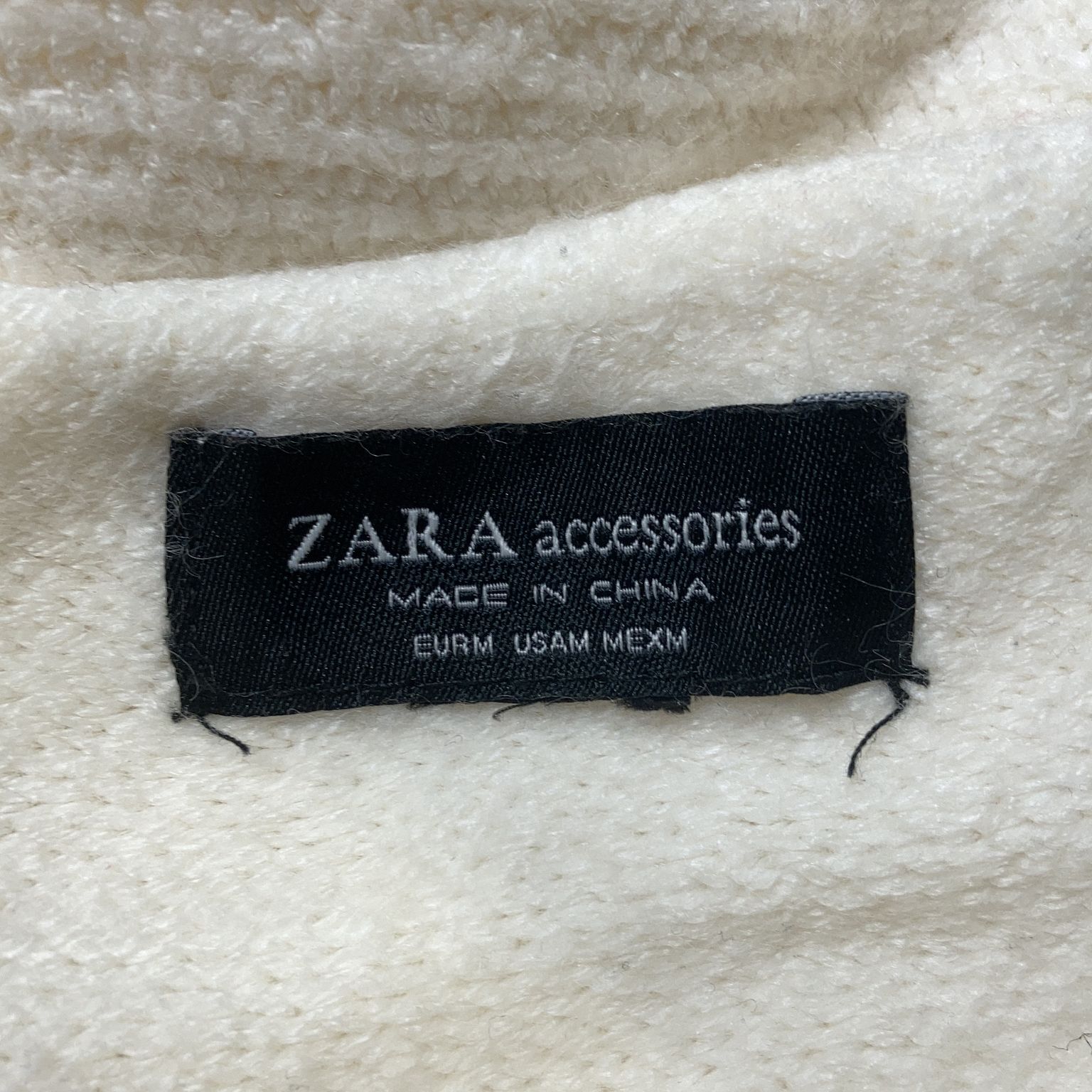 Zara Accessories