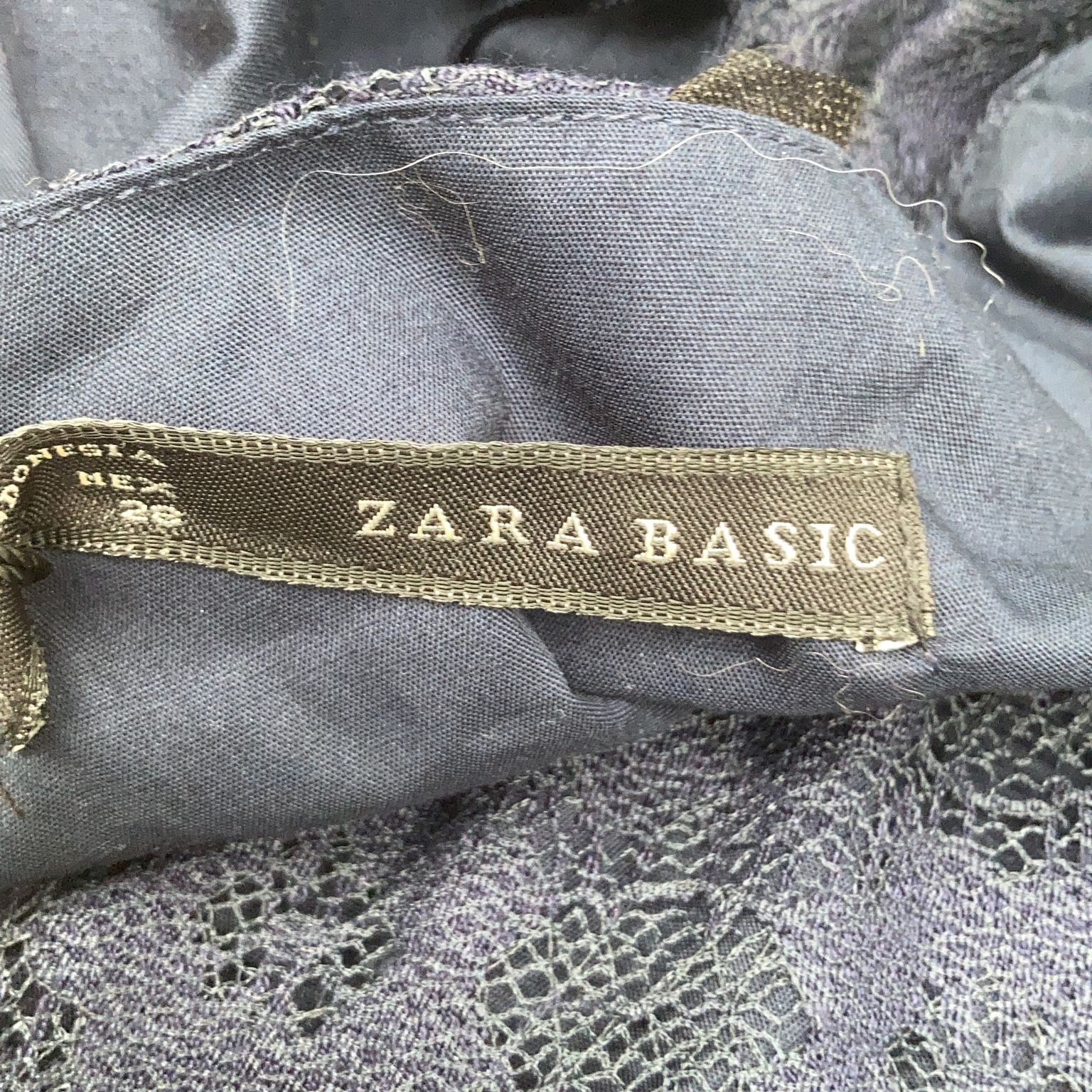 Zara Basic