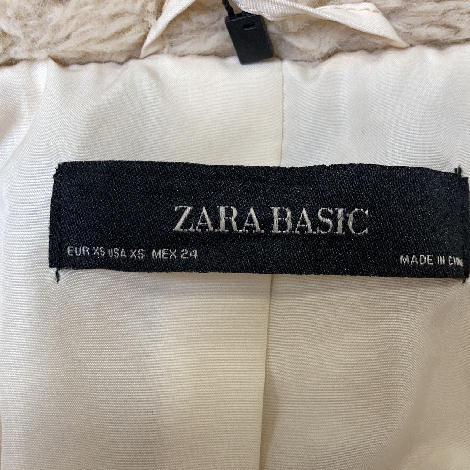 Zara Basic