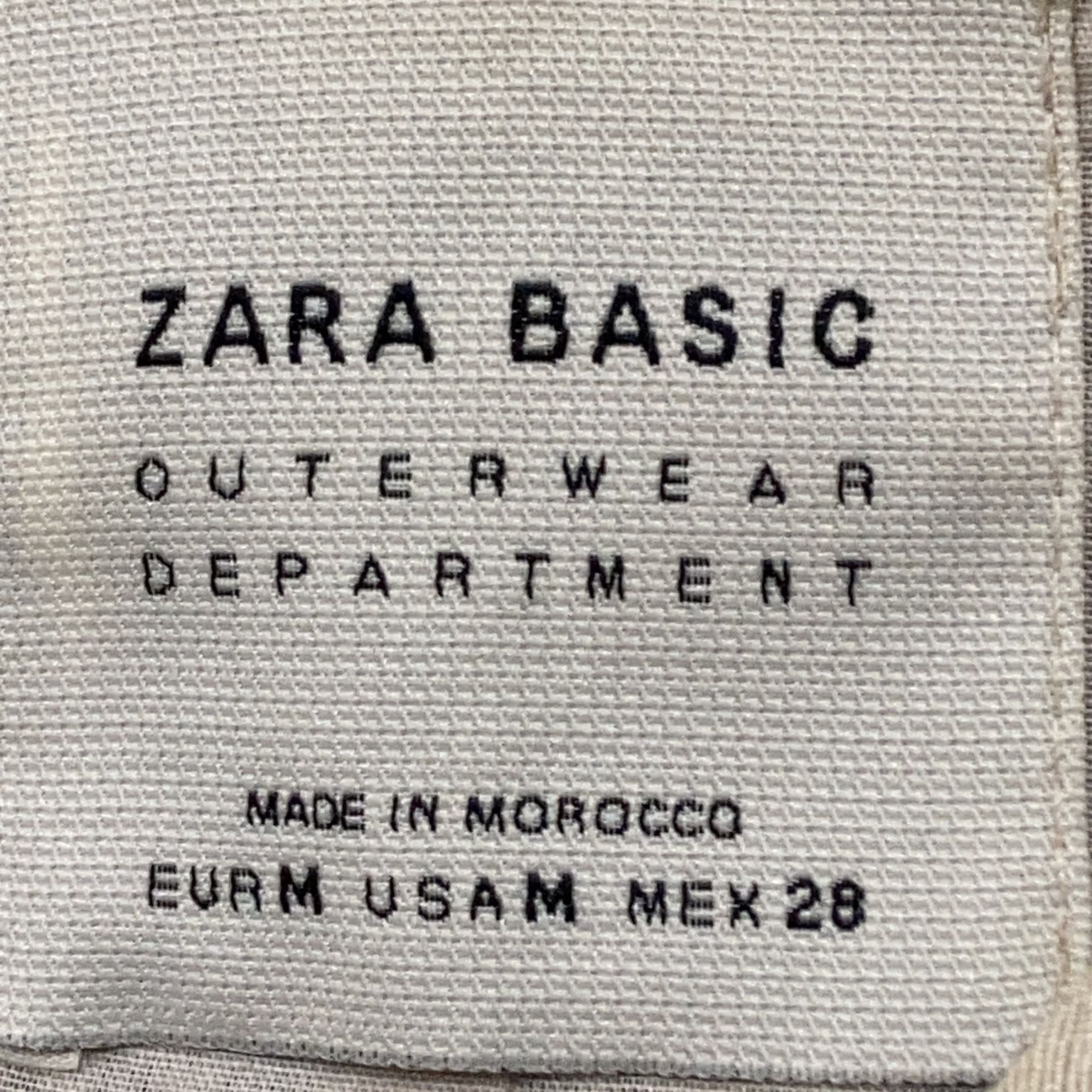 Zara Basic