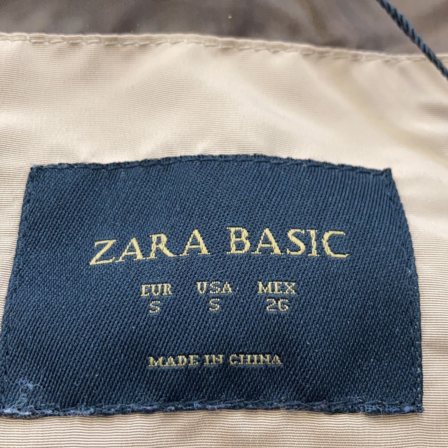 Zara Basic