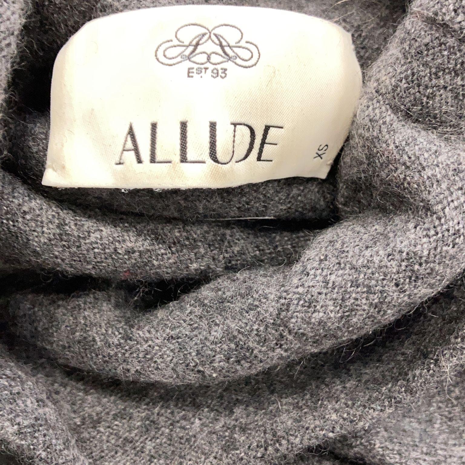 Allude