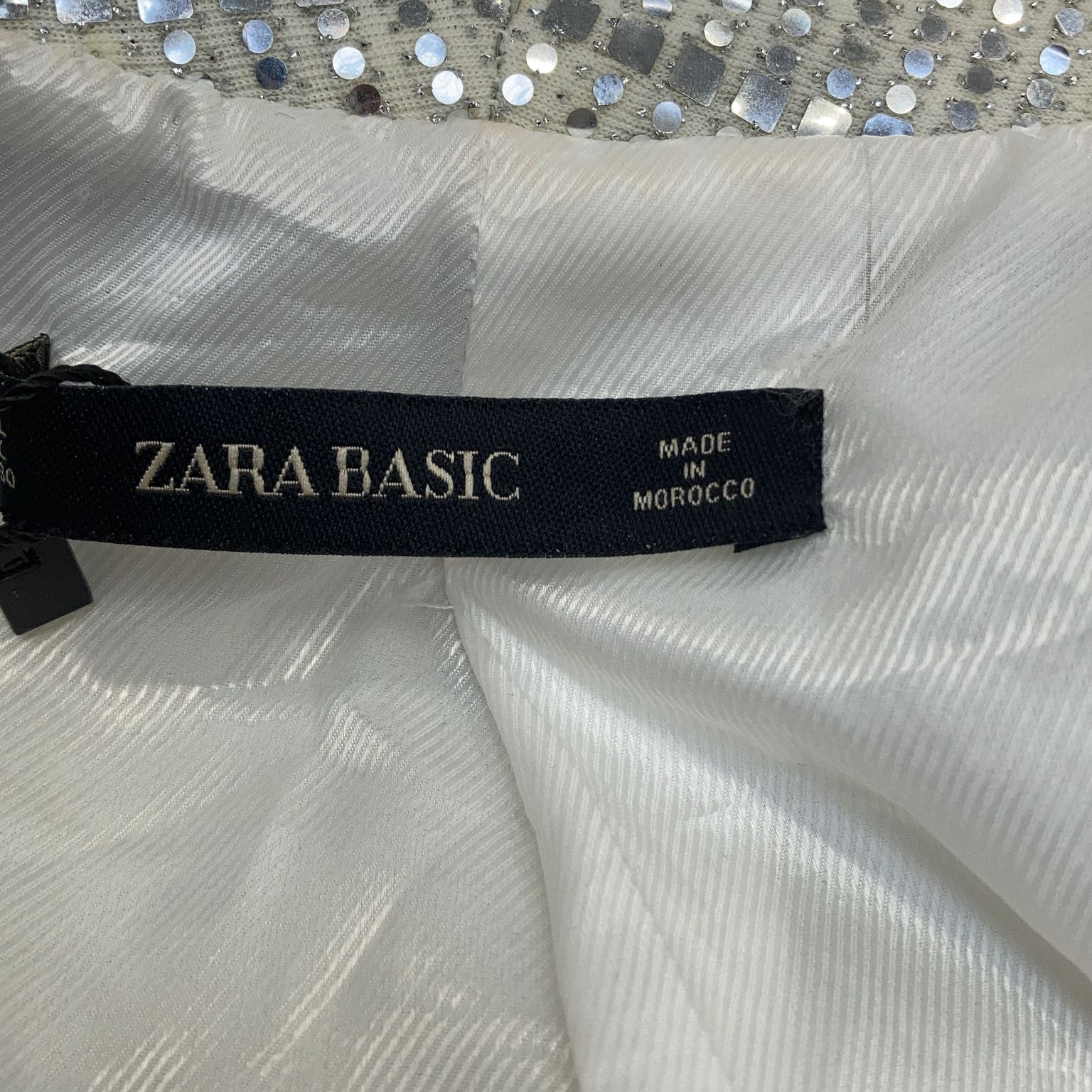 Zara Basic