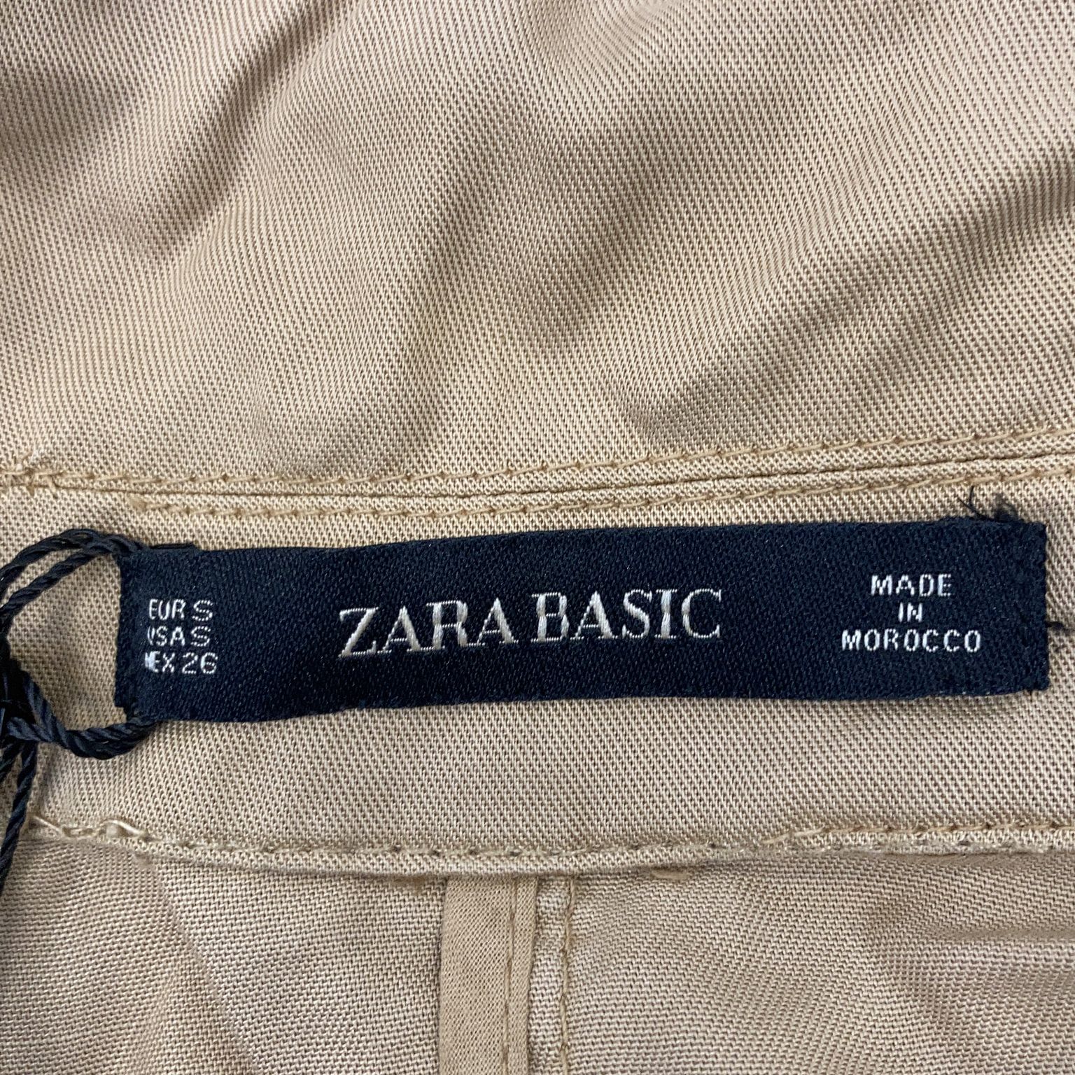 Zara Basic