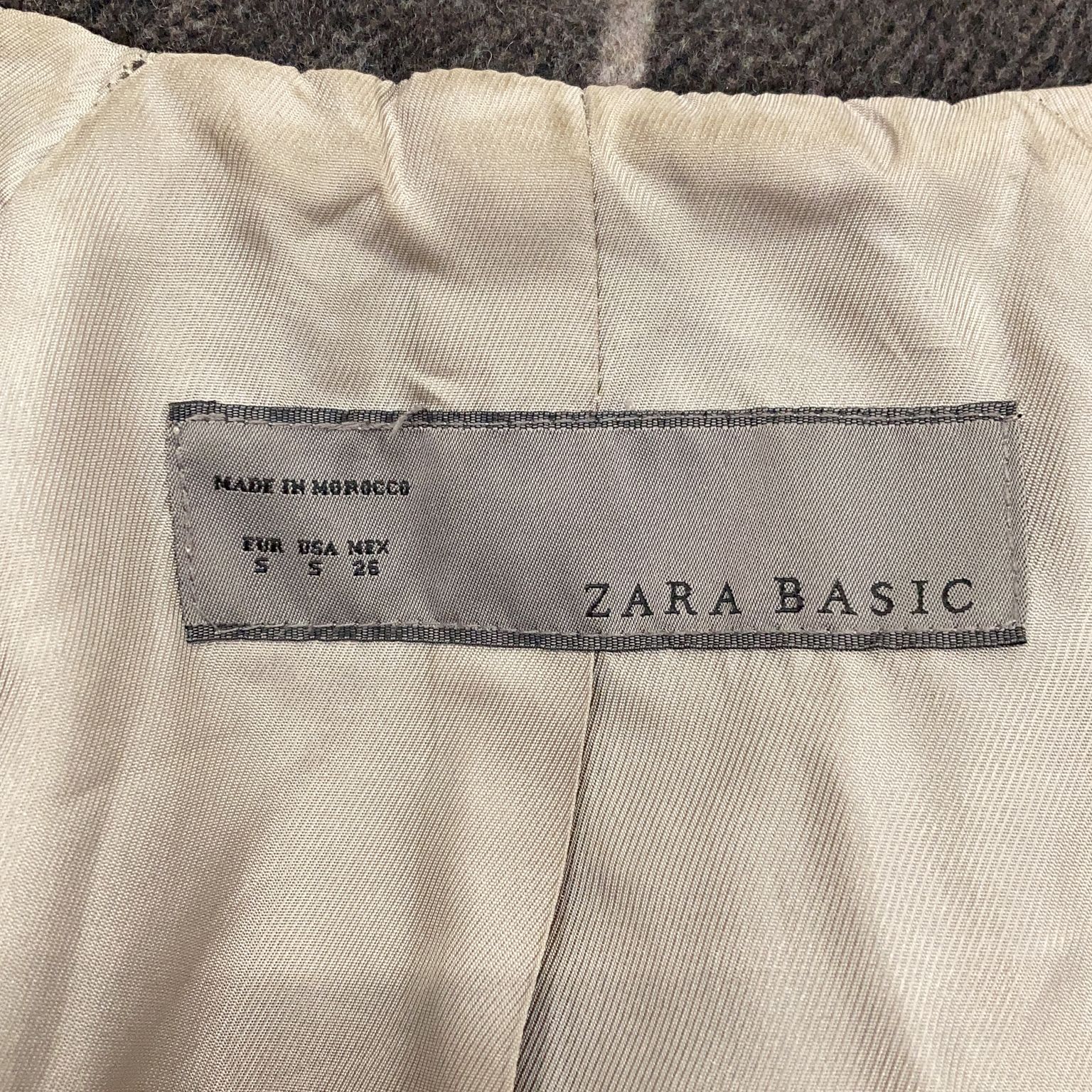 Zara Basic