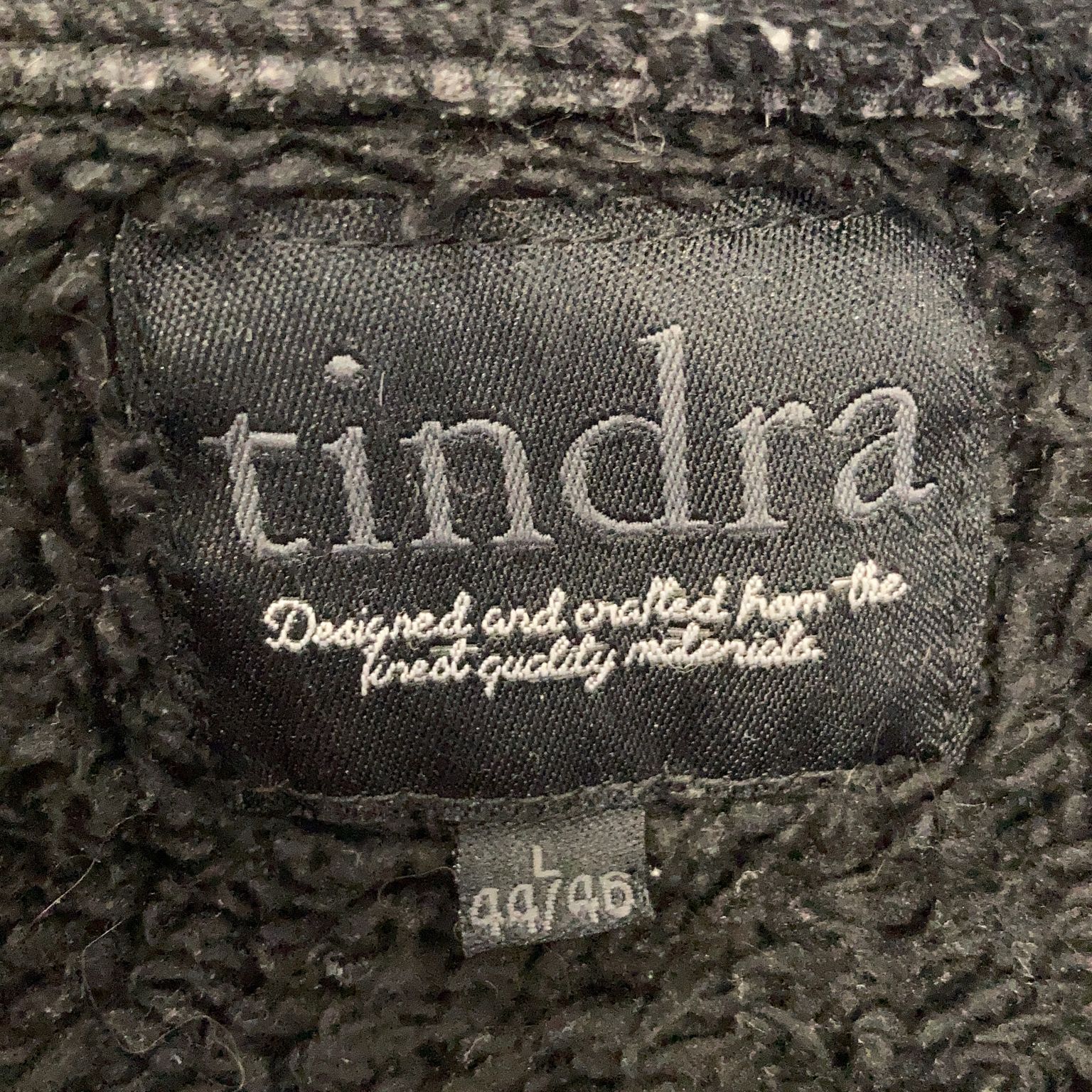 Tindra