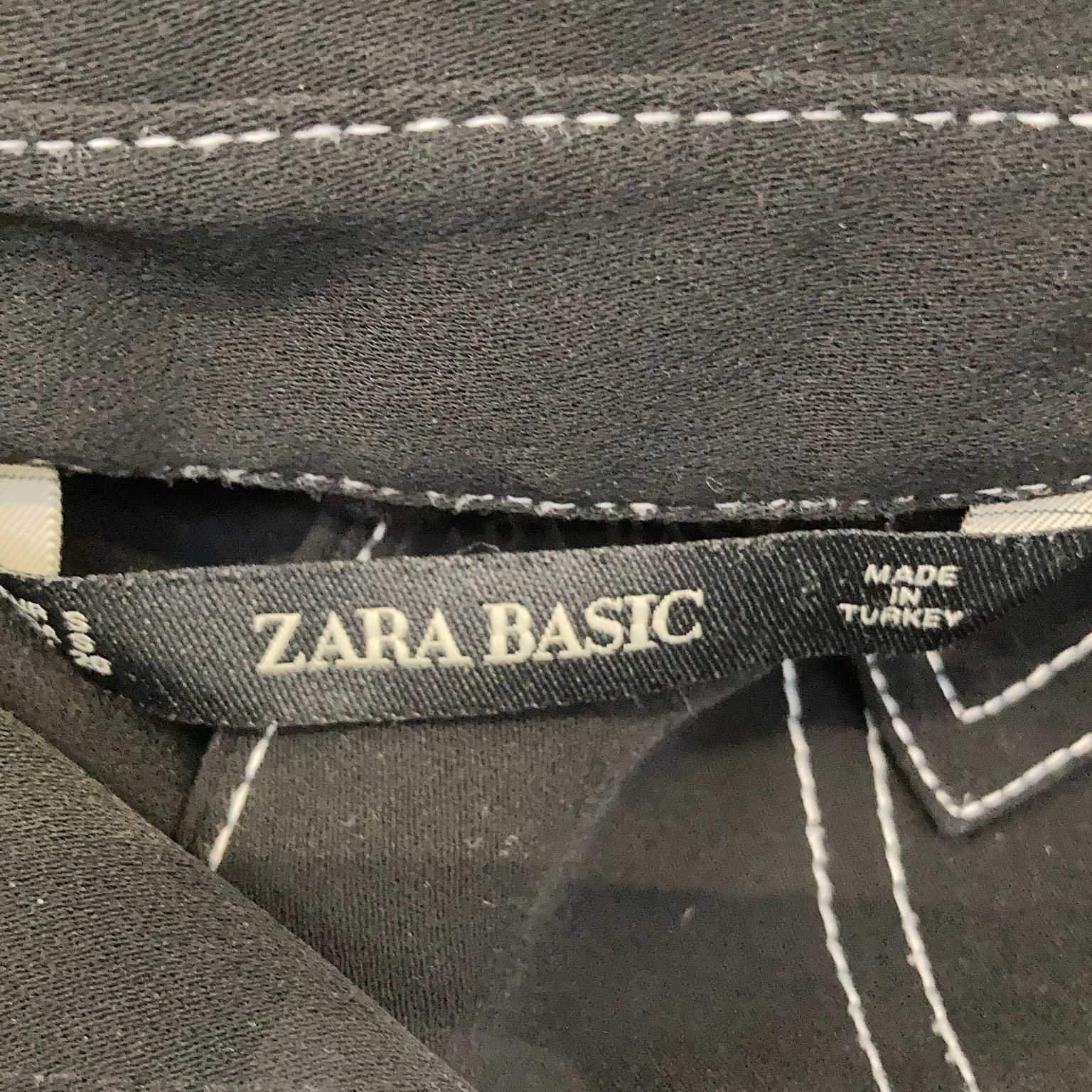 Zara Basic