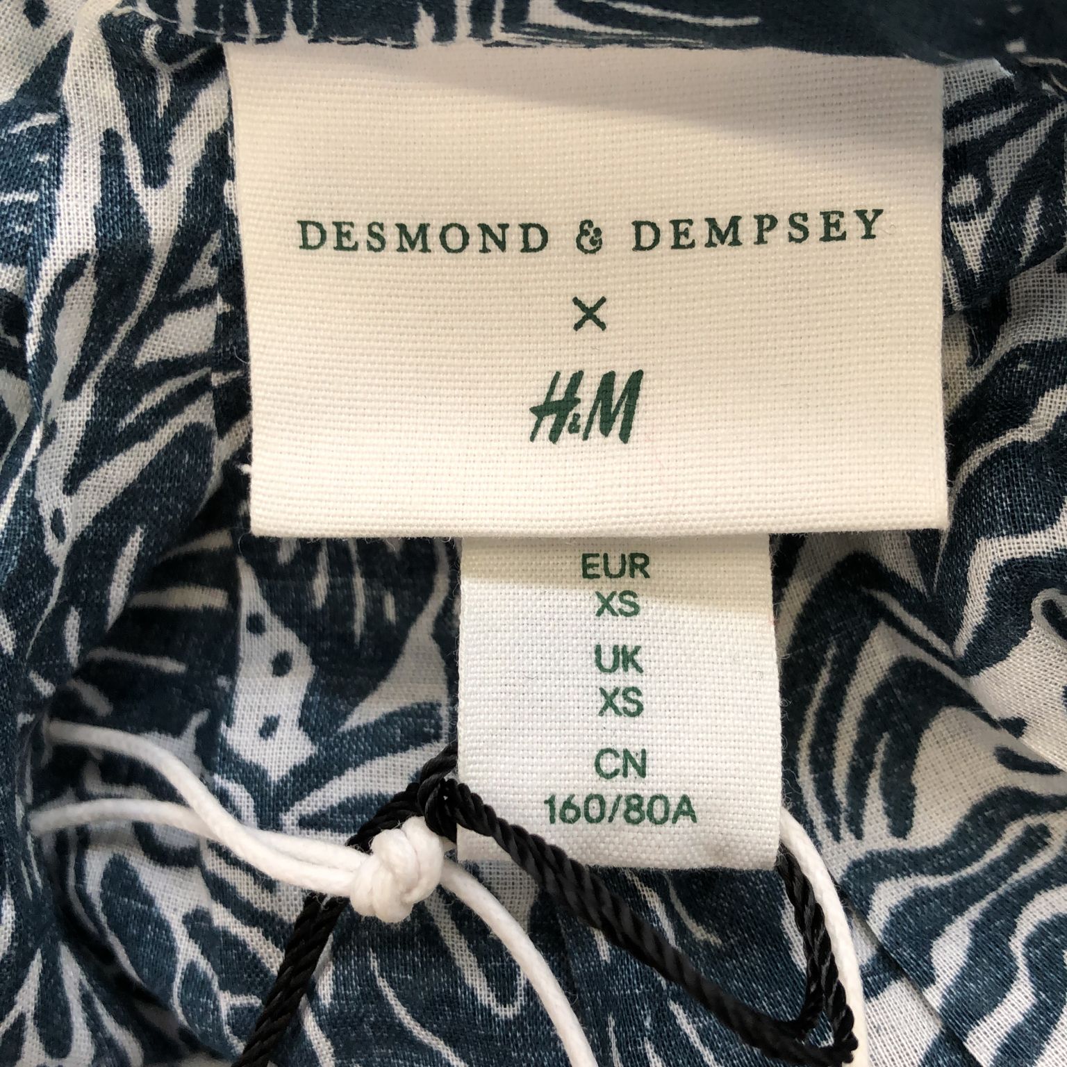 Desmond  Dempsey x HM