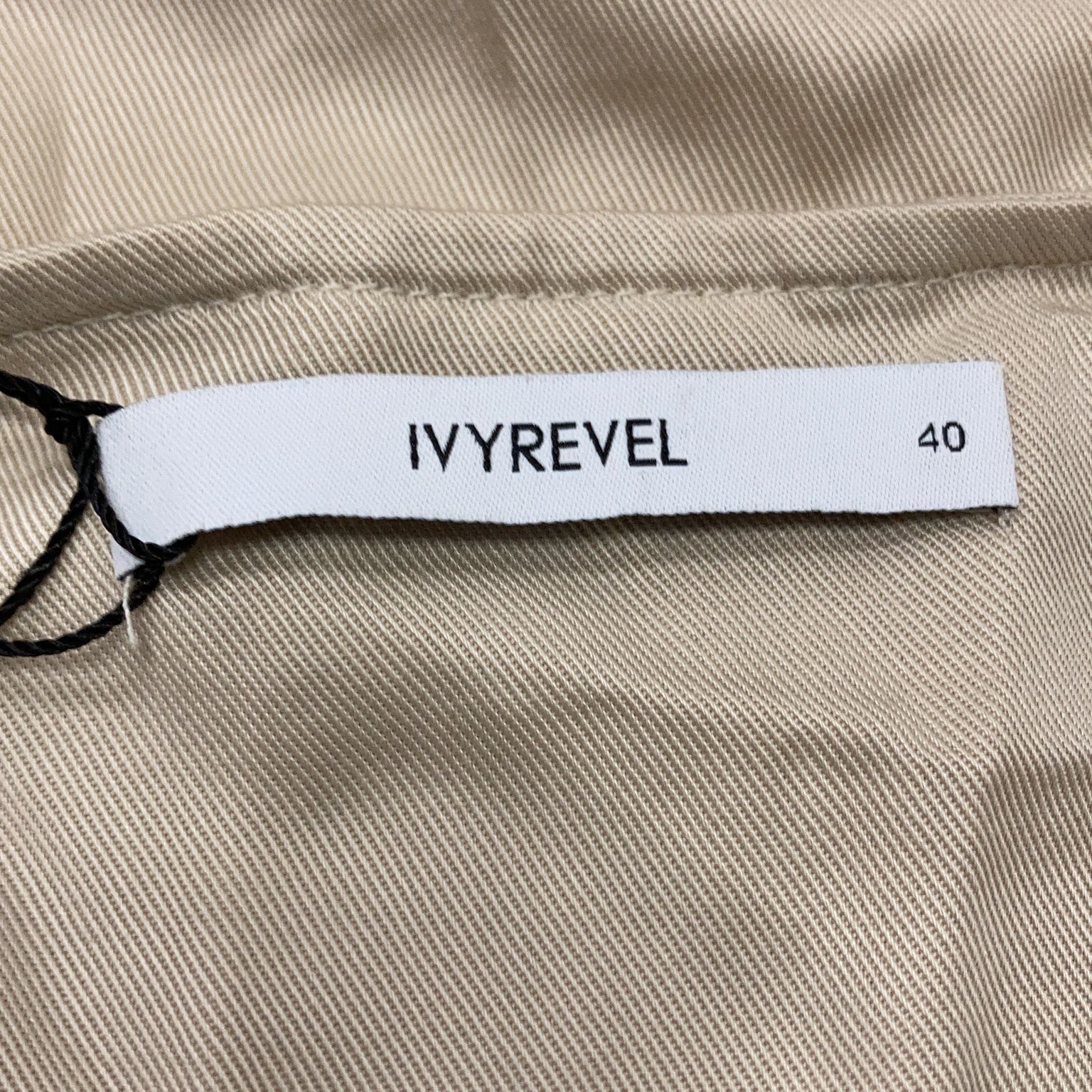 Ivyrevel