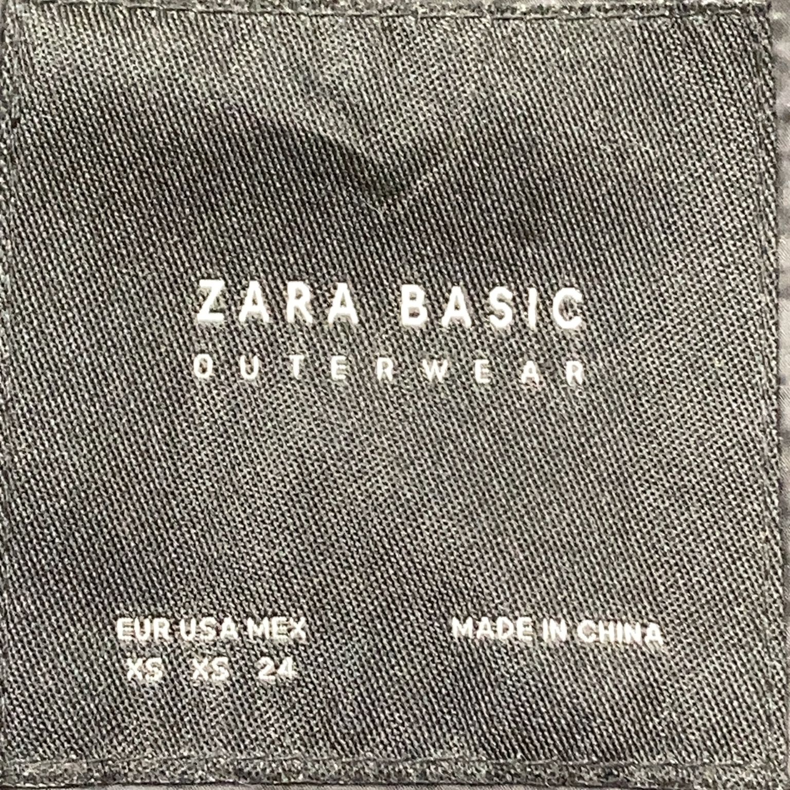 Zara Basic