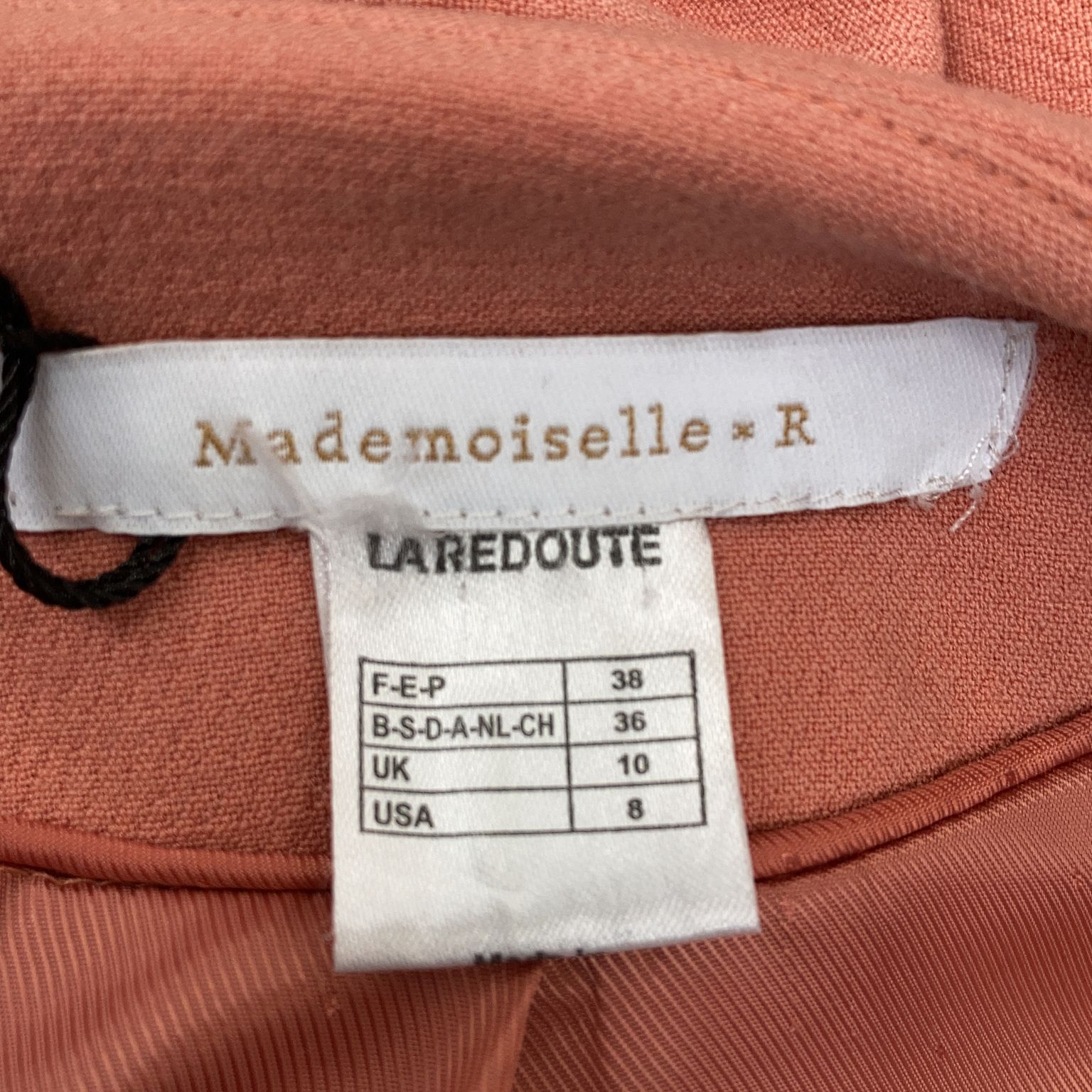 Mademoiselle R