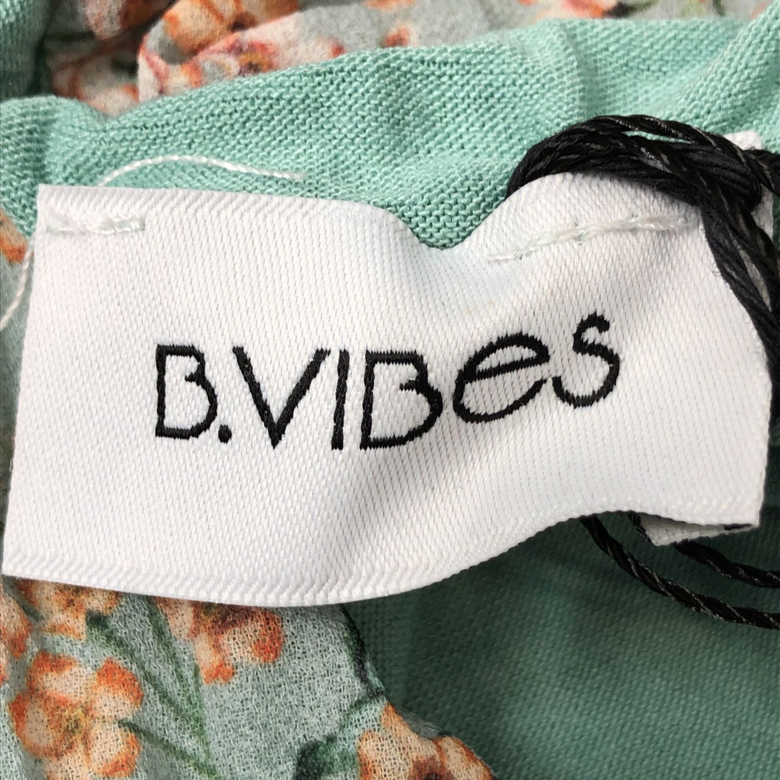 B.Vibes