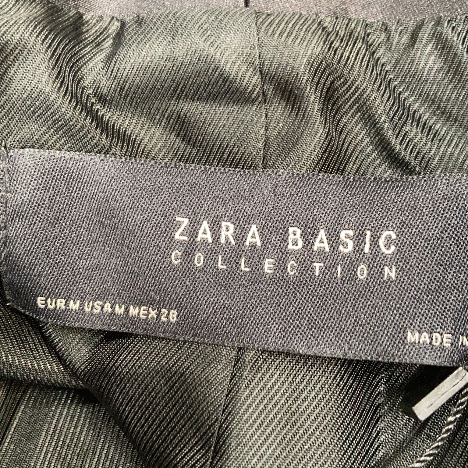 Zara Basic