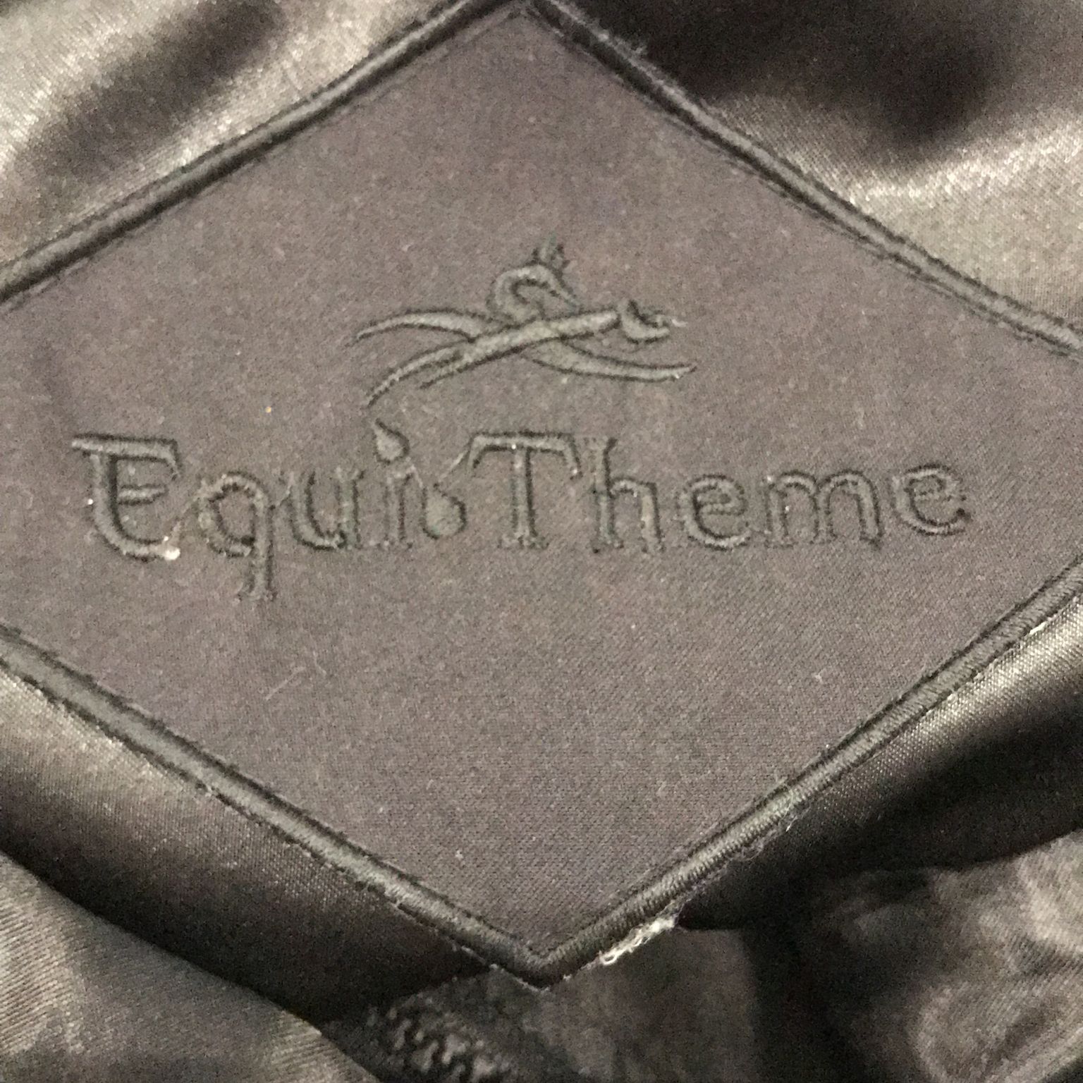 Equi Theme