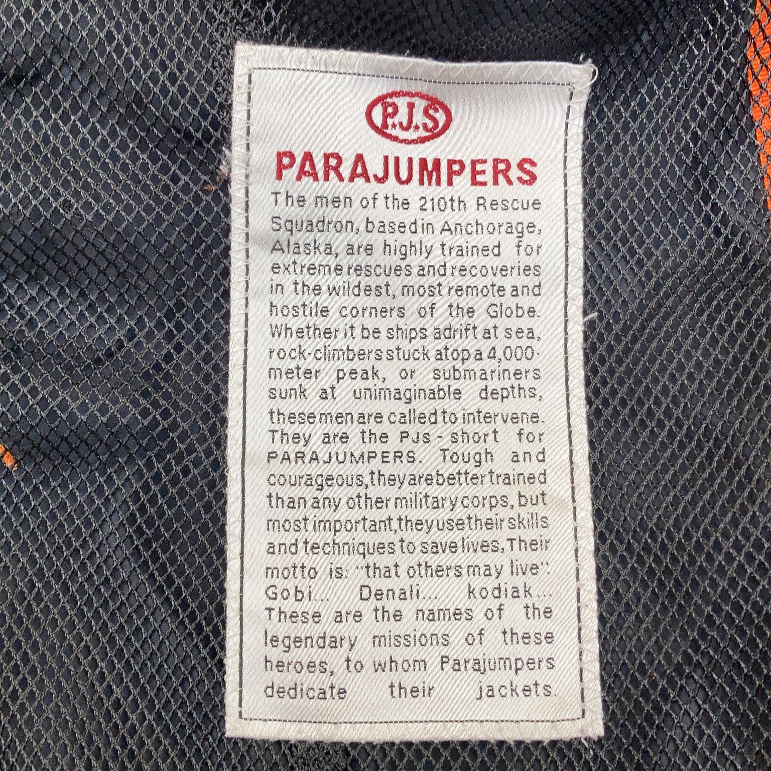 Parajumpers