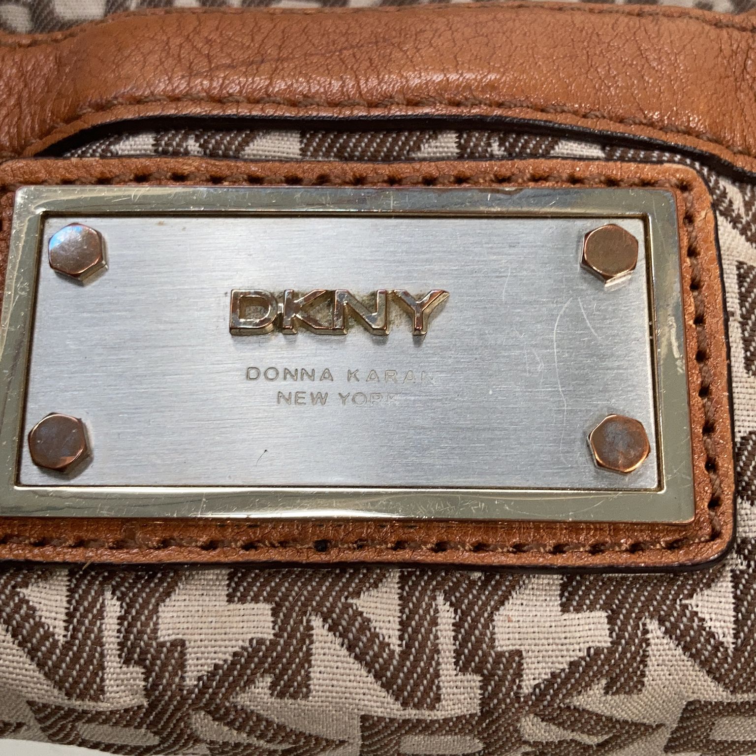 DKNY