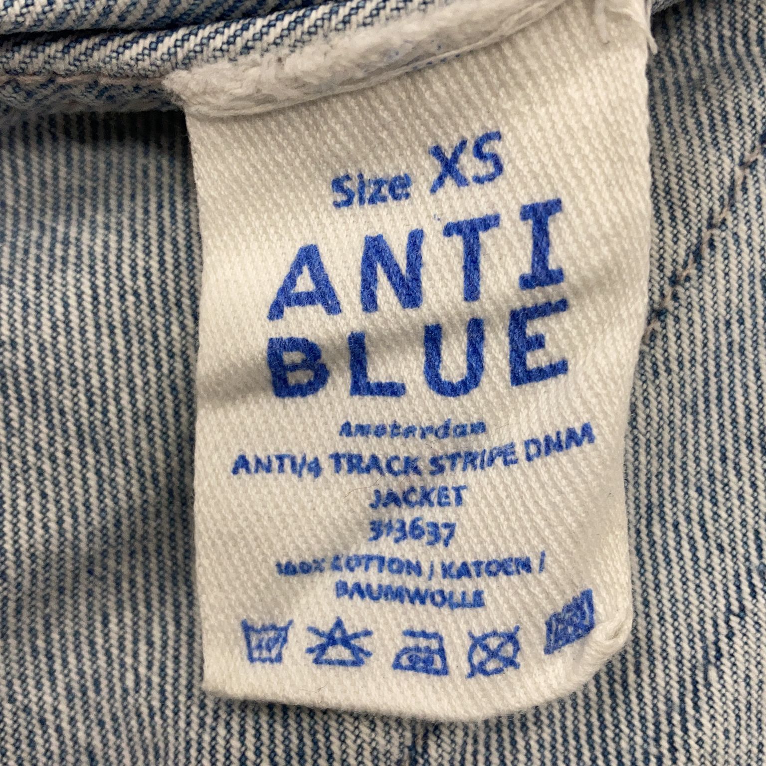 Anti Blue