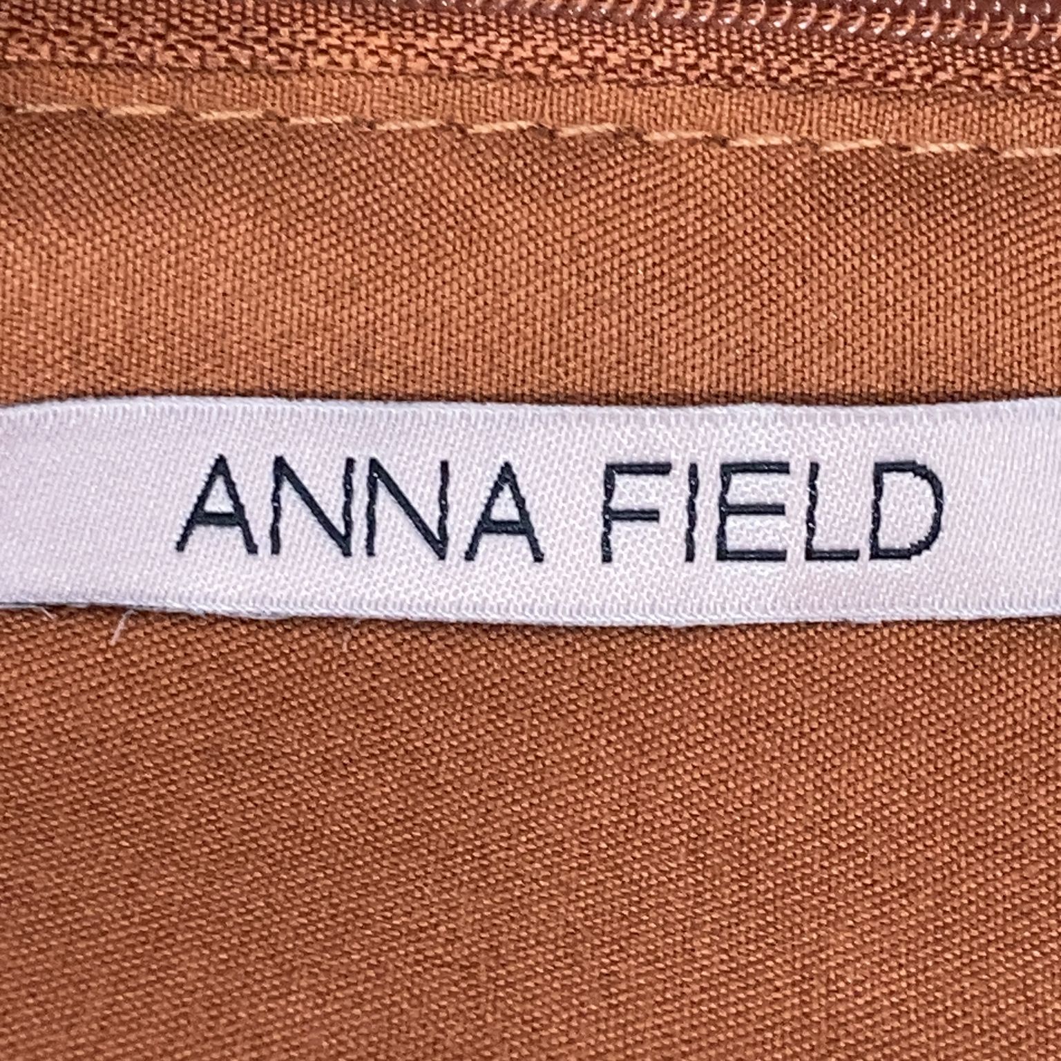 Anna Field